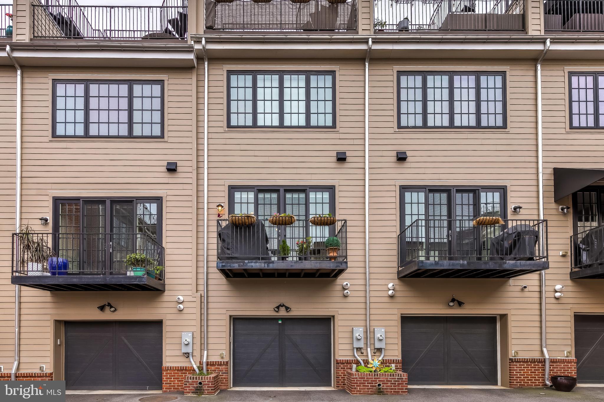 BREWERS HILL - Residential