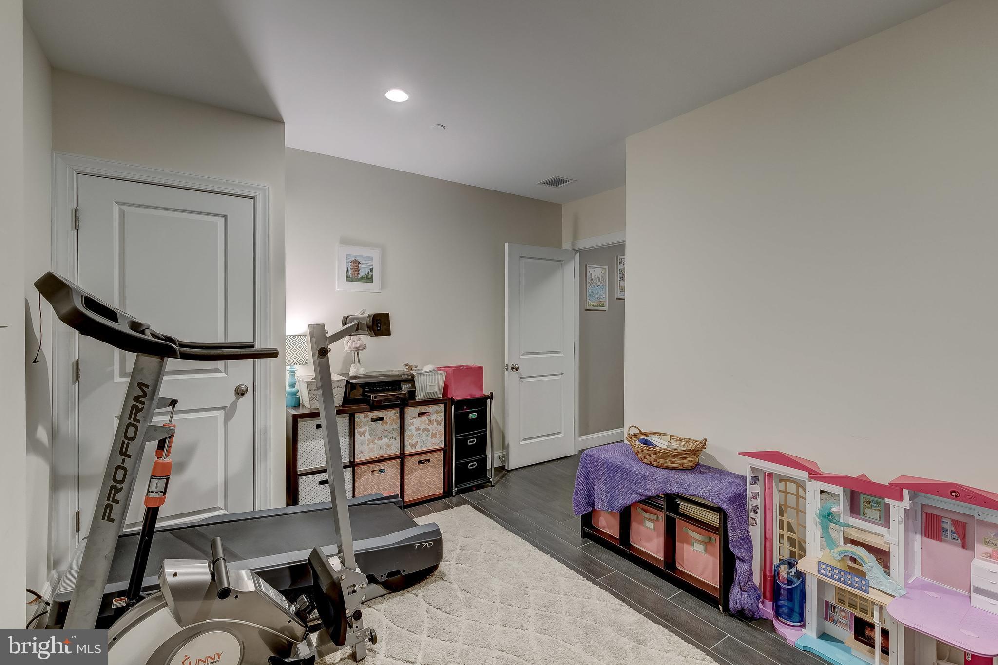 BREWERS HILL - Residential