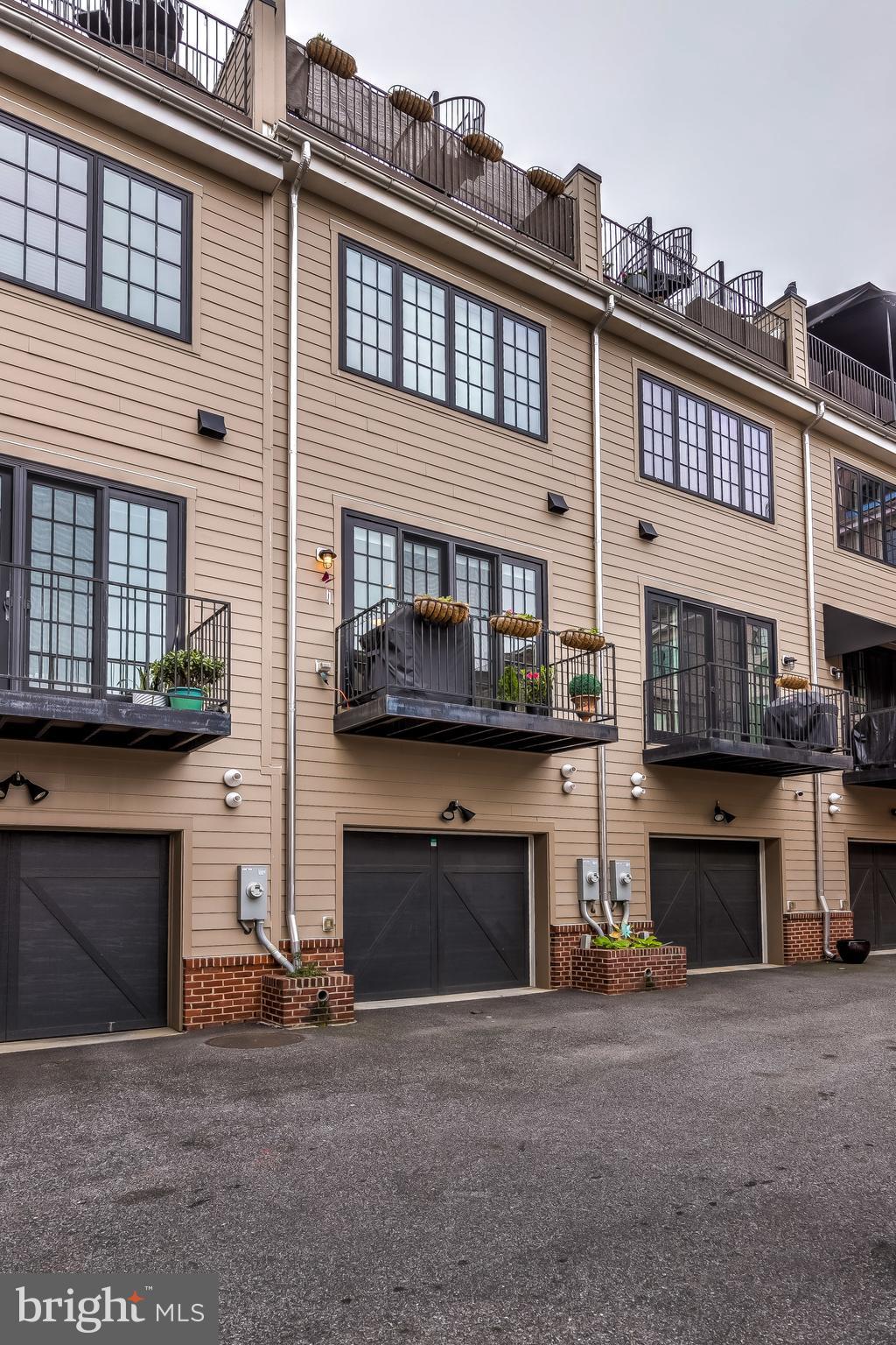 BREWERS HILL - Residential