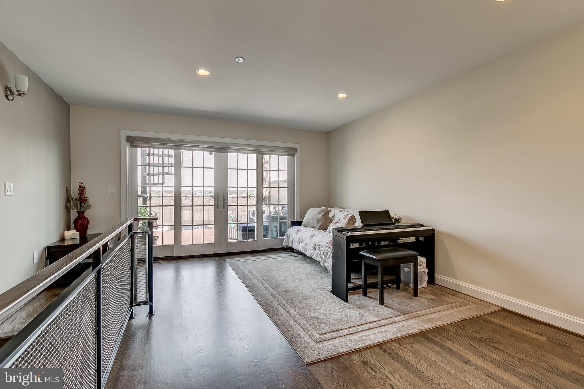 BREWERS HILL - Residential