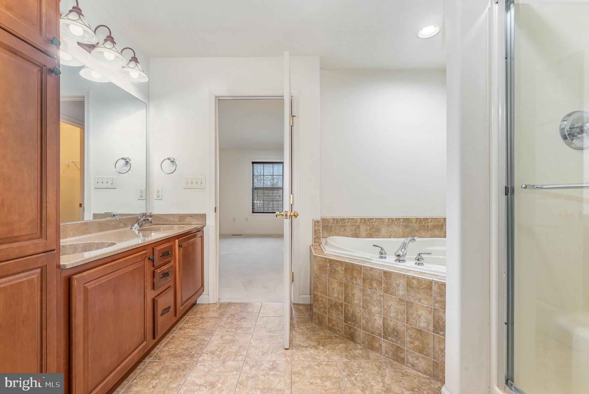 SILVER CREEK - Residential