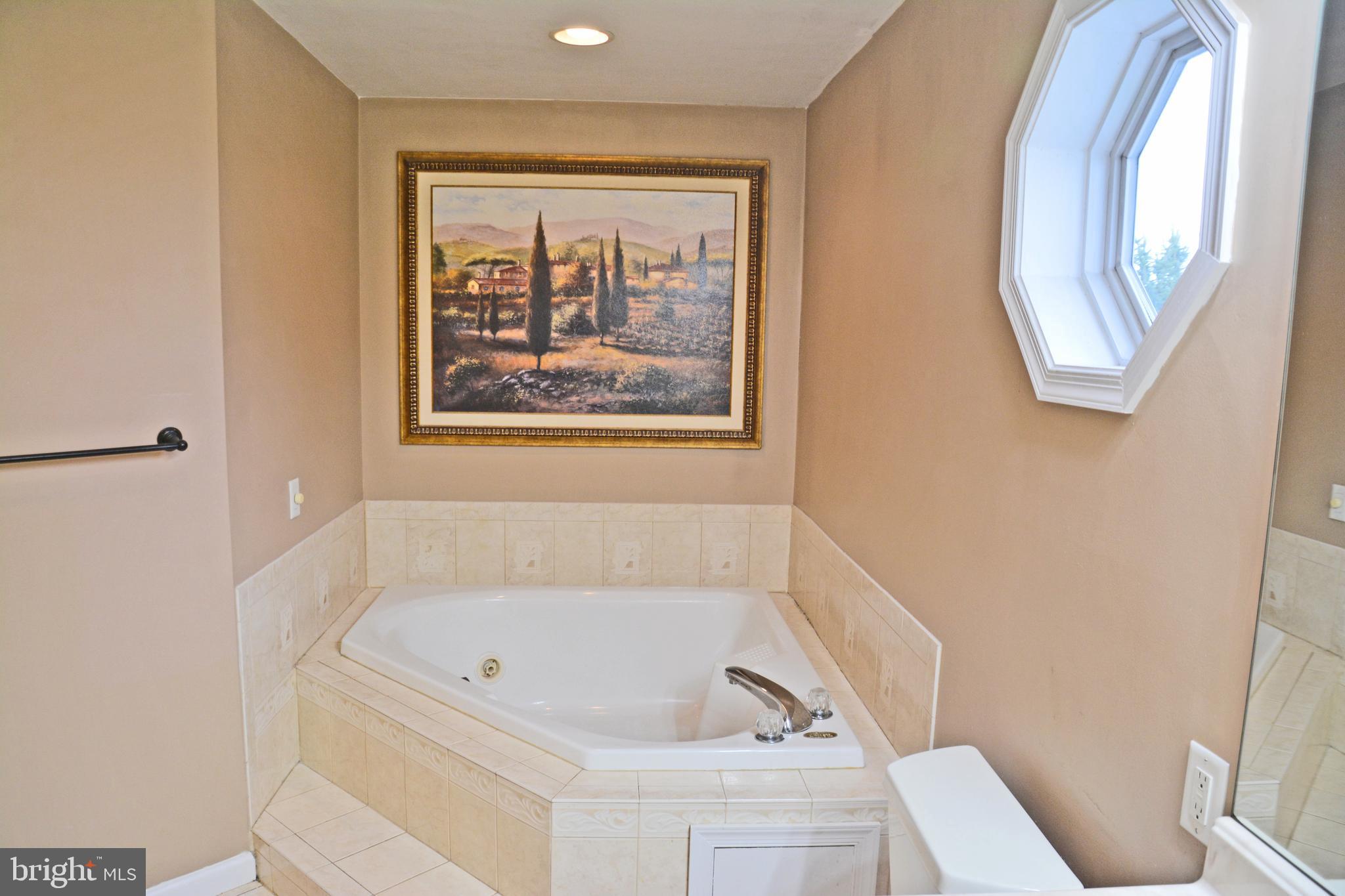 HAYWARD HEATH - Residential