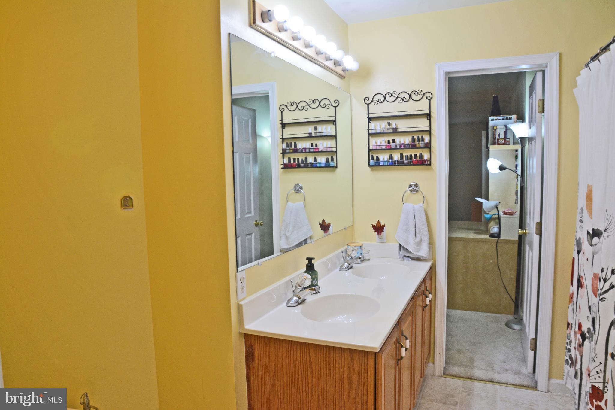 HAYWARD HEATH - Residential