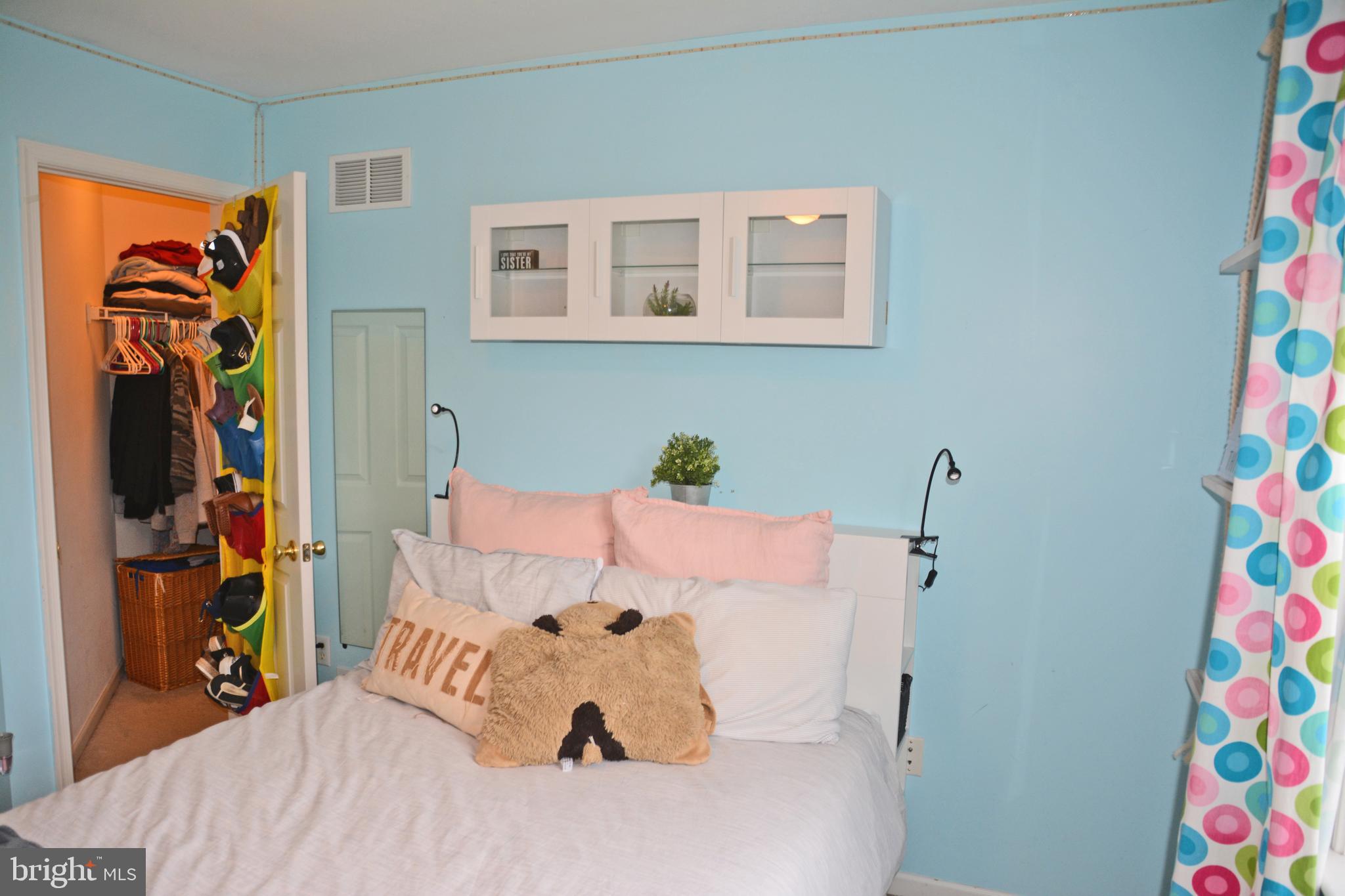 HAYWARD HEATH - Residential