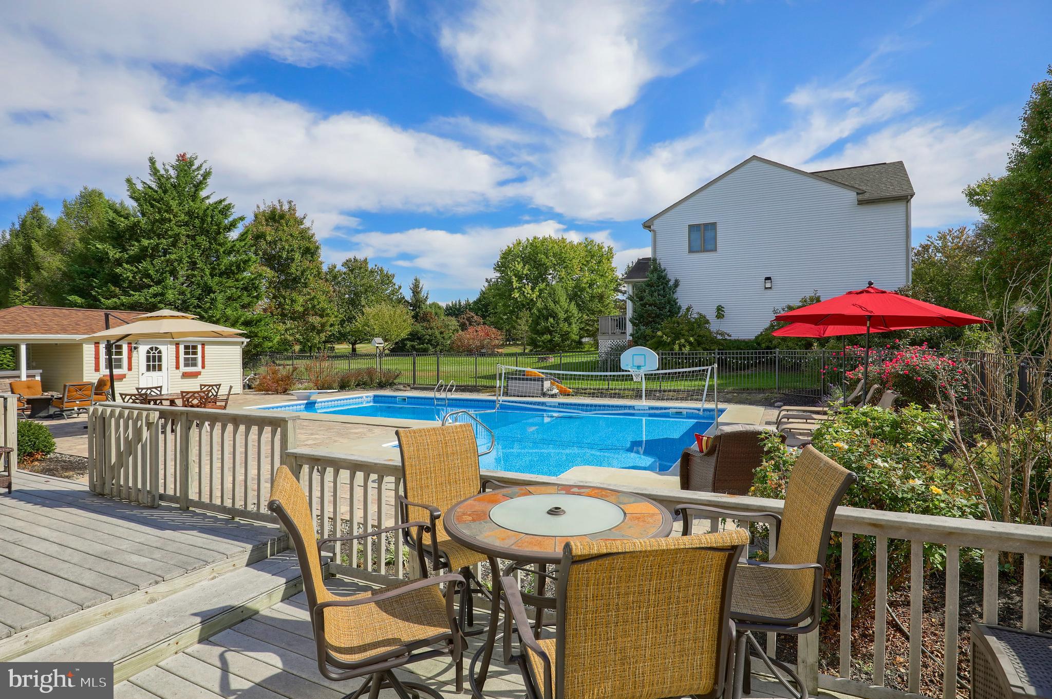 HAYWARD HEATH - Residential