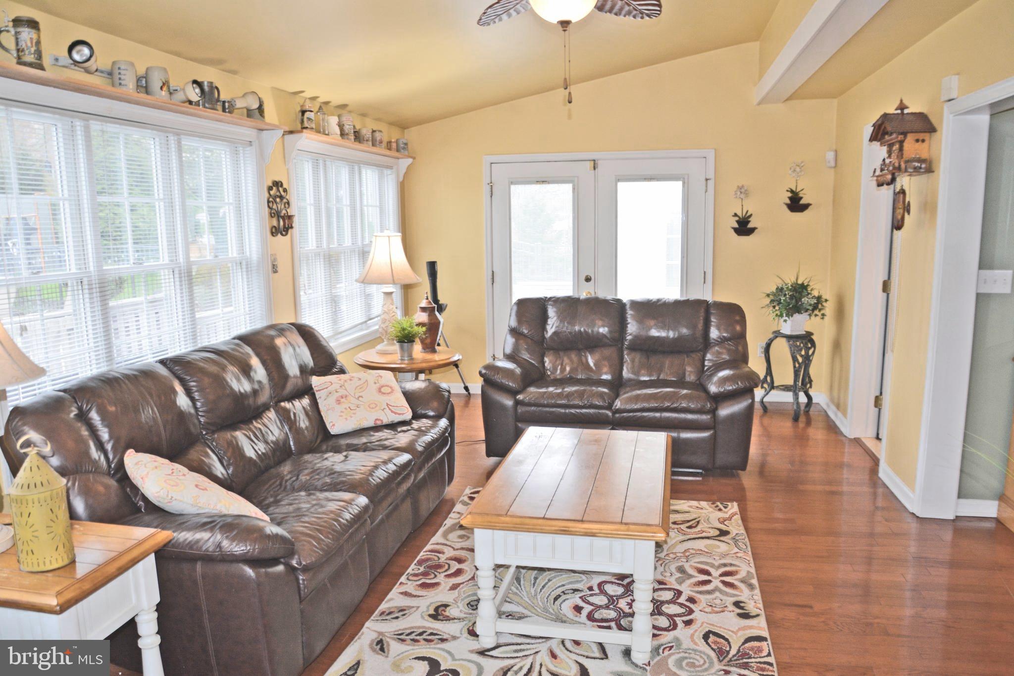 HAYWARD HEATH - Residential