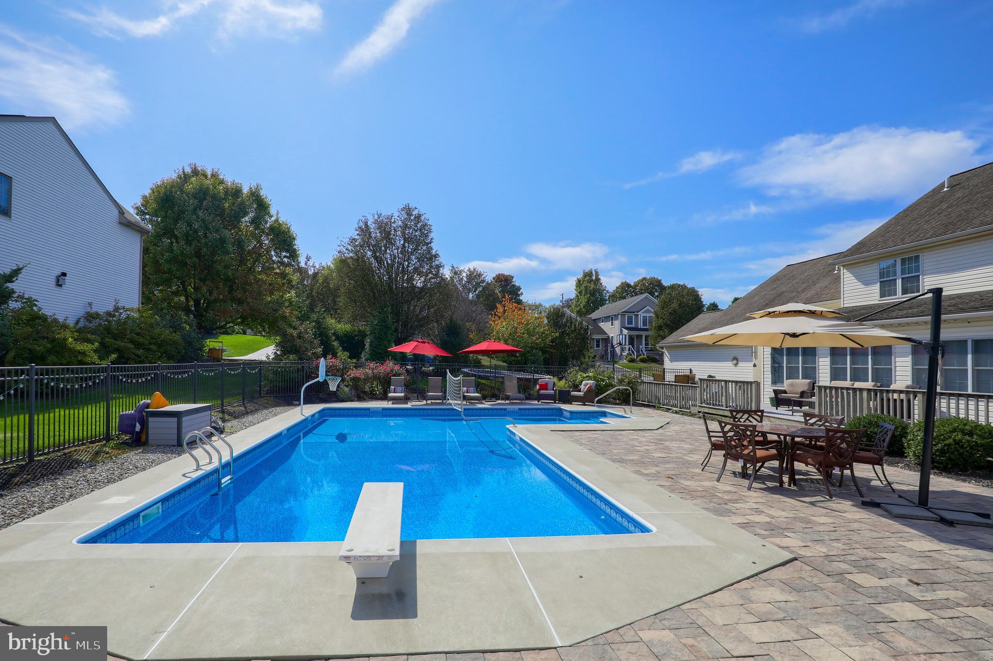 HAYWARD HEATH - Residential