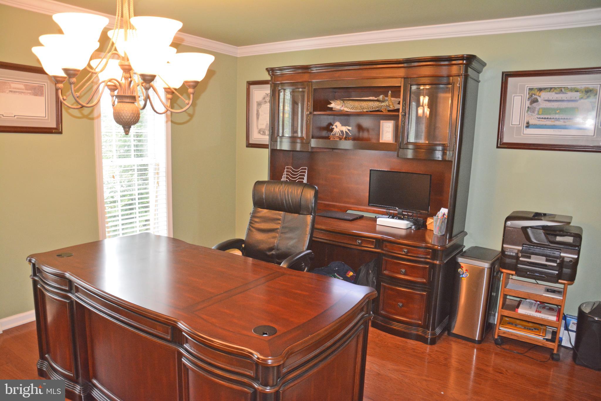 HAYWARD HEATH - Residential