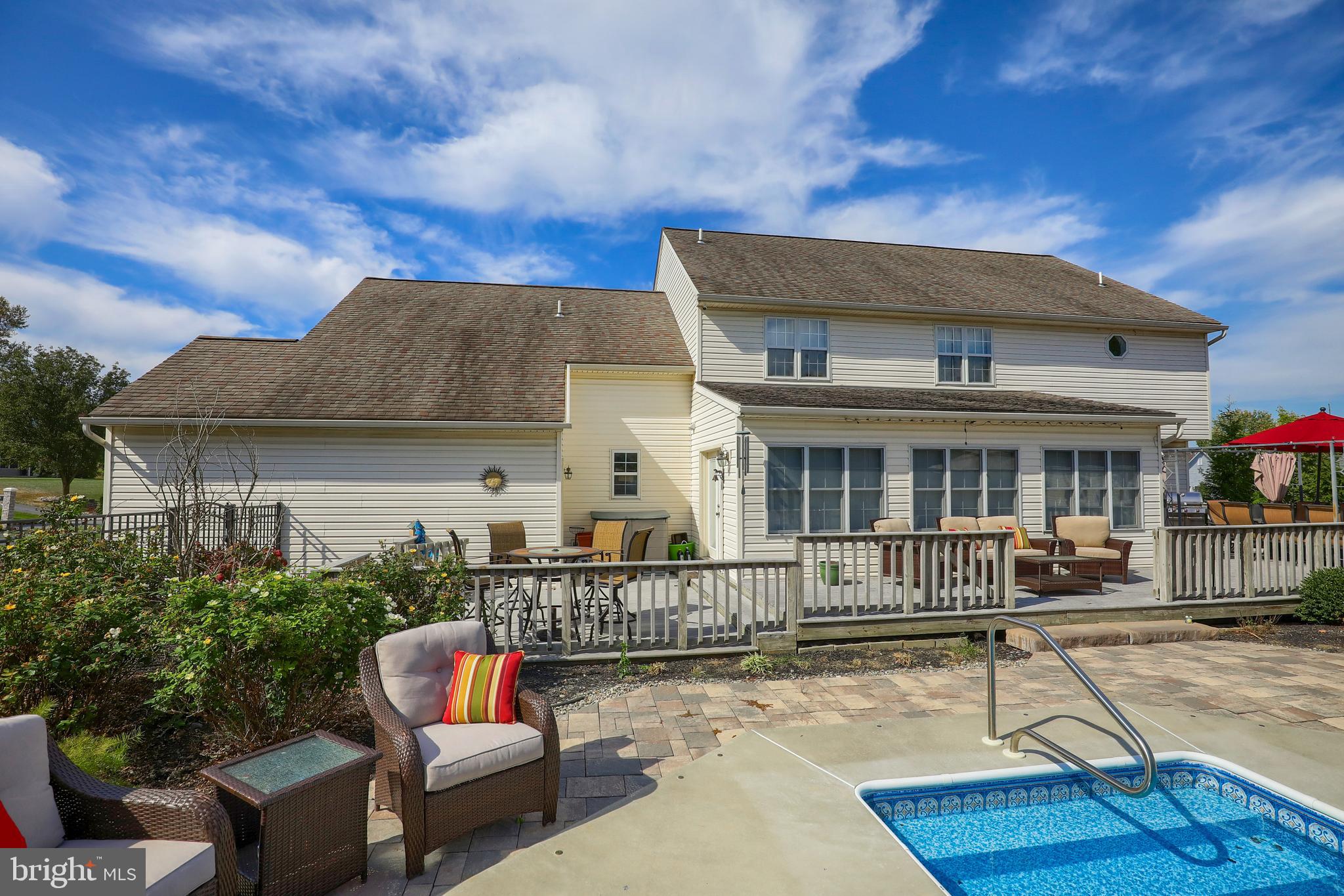 HAYWARD HEATH - Residential