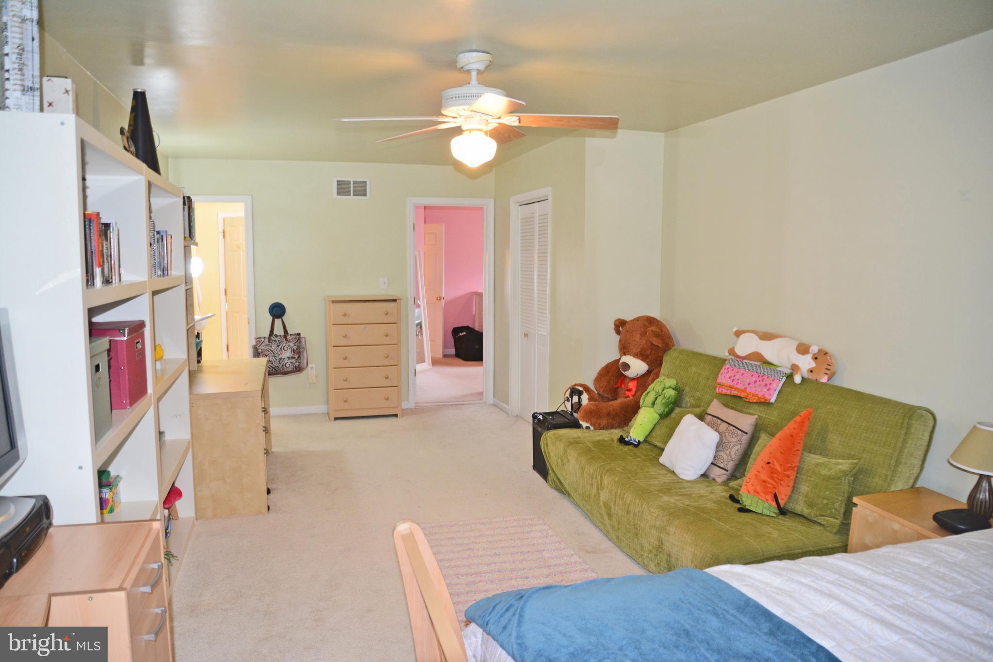 HAYWARD HEATH - Residential