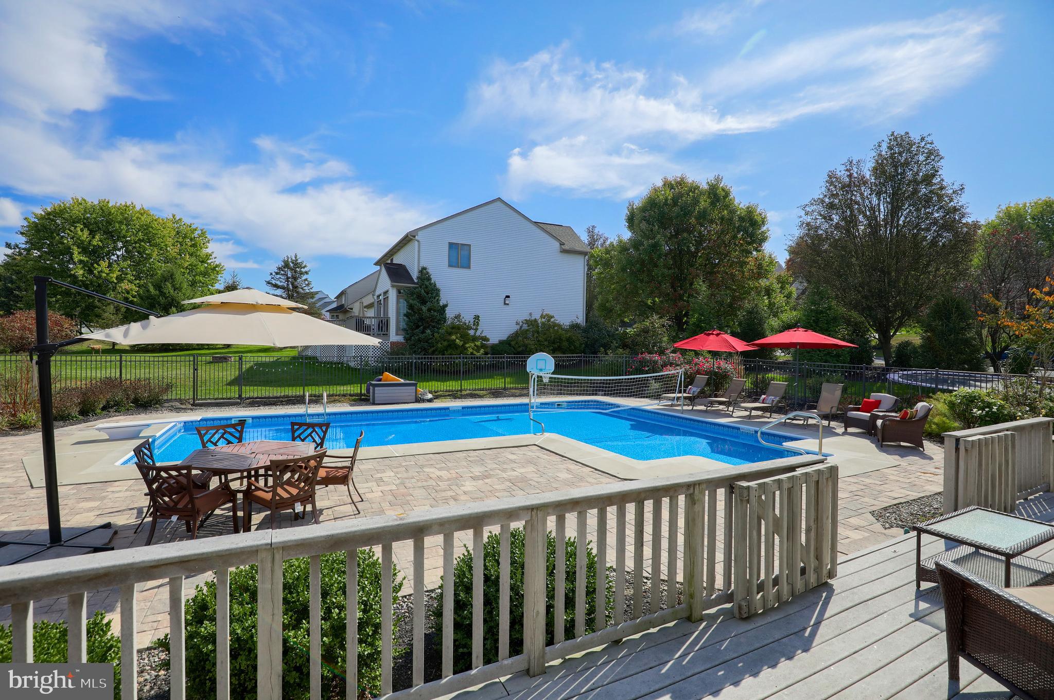 HAYWARD HEATH - Residential