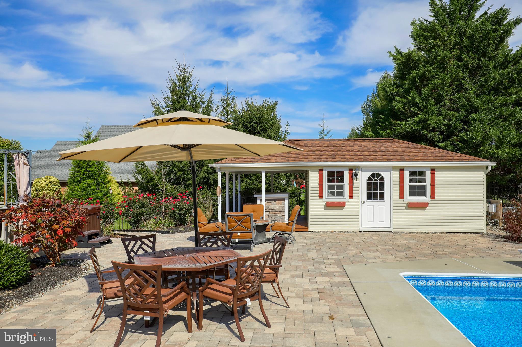 HAYWARD HEATH - Residential