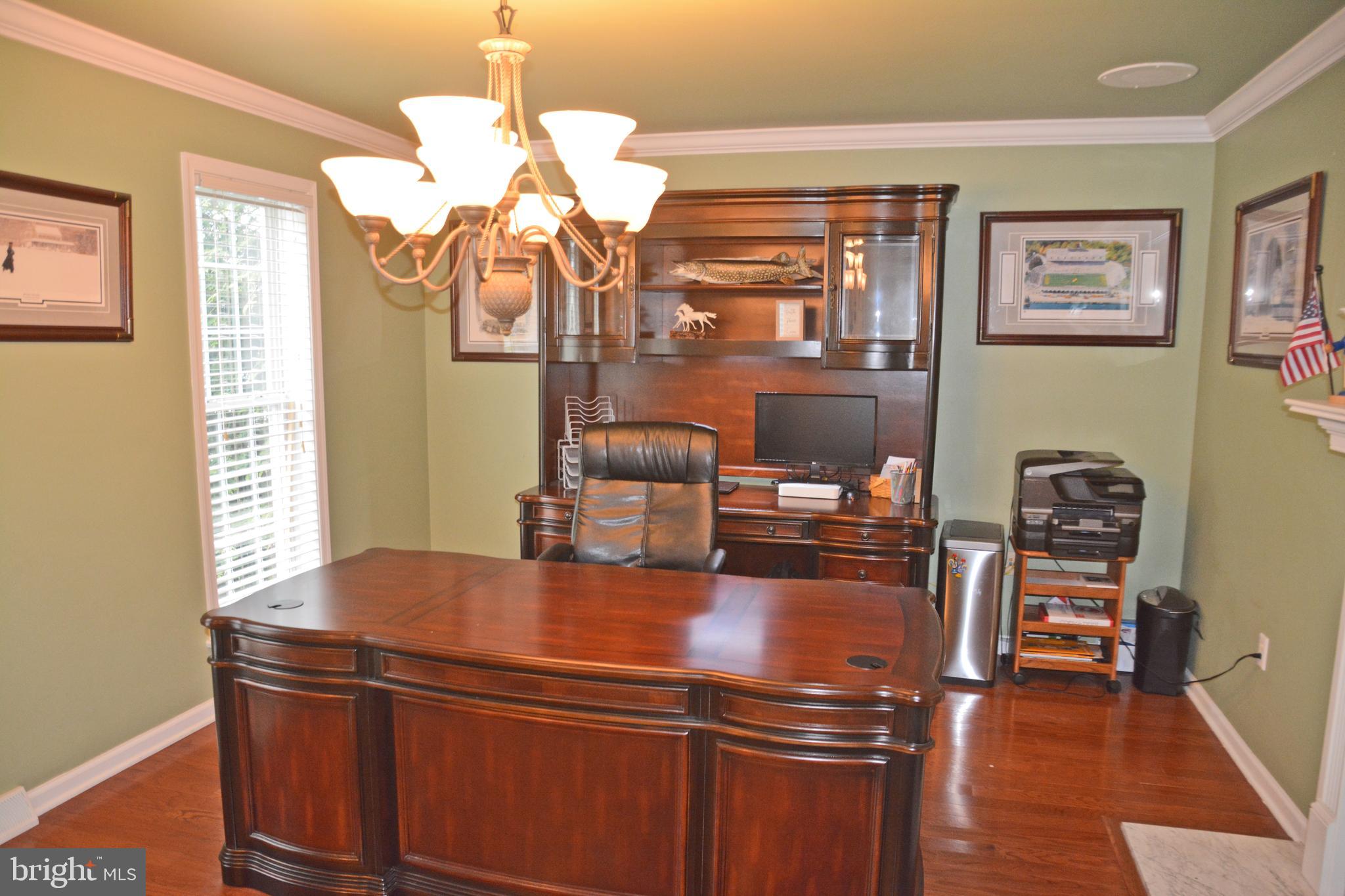 HAYWARD HEATH - Residential