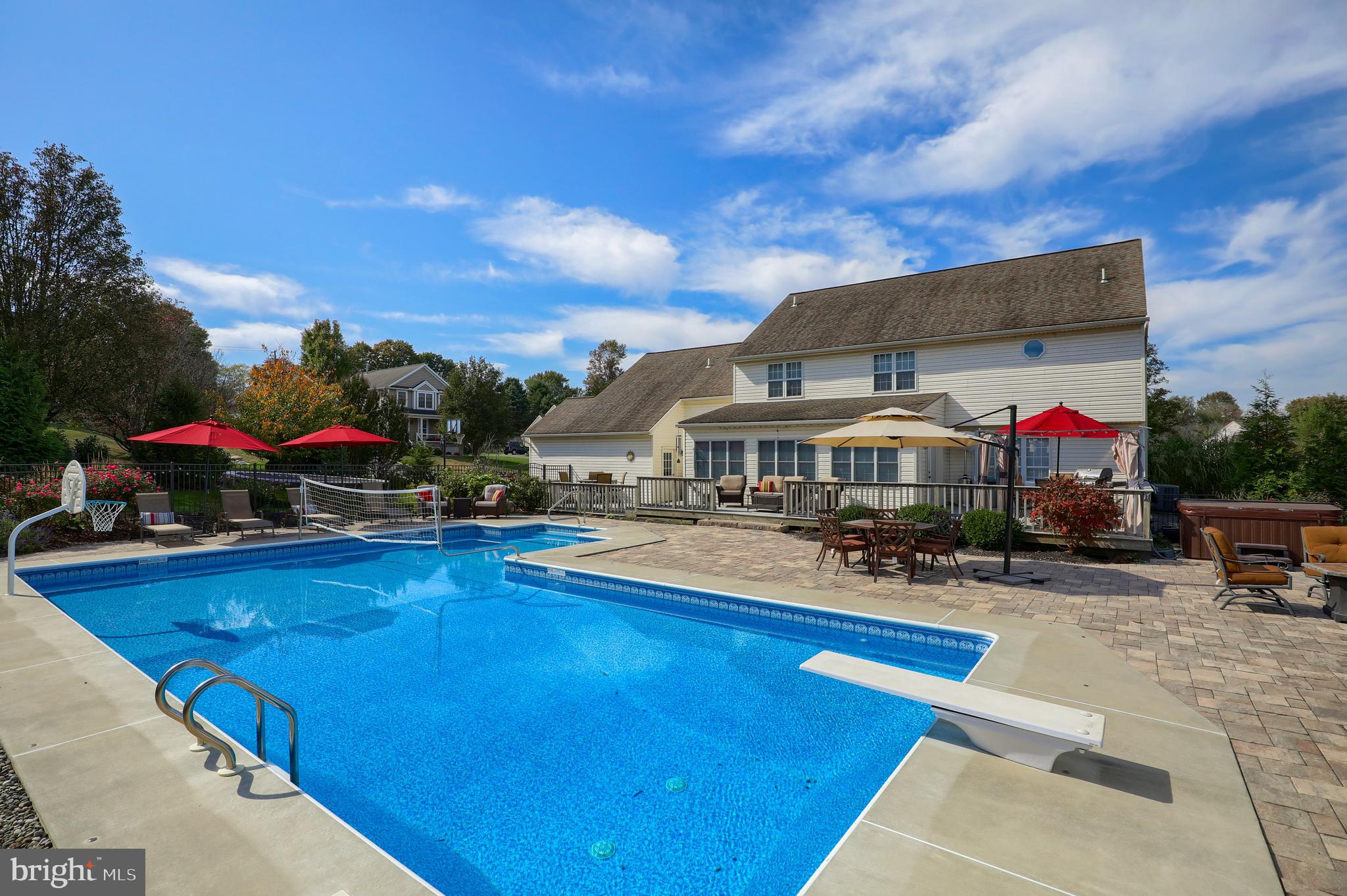 HAYWARD HEATH - Residential