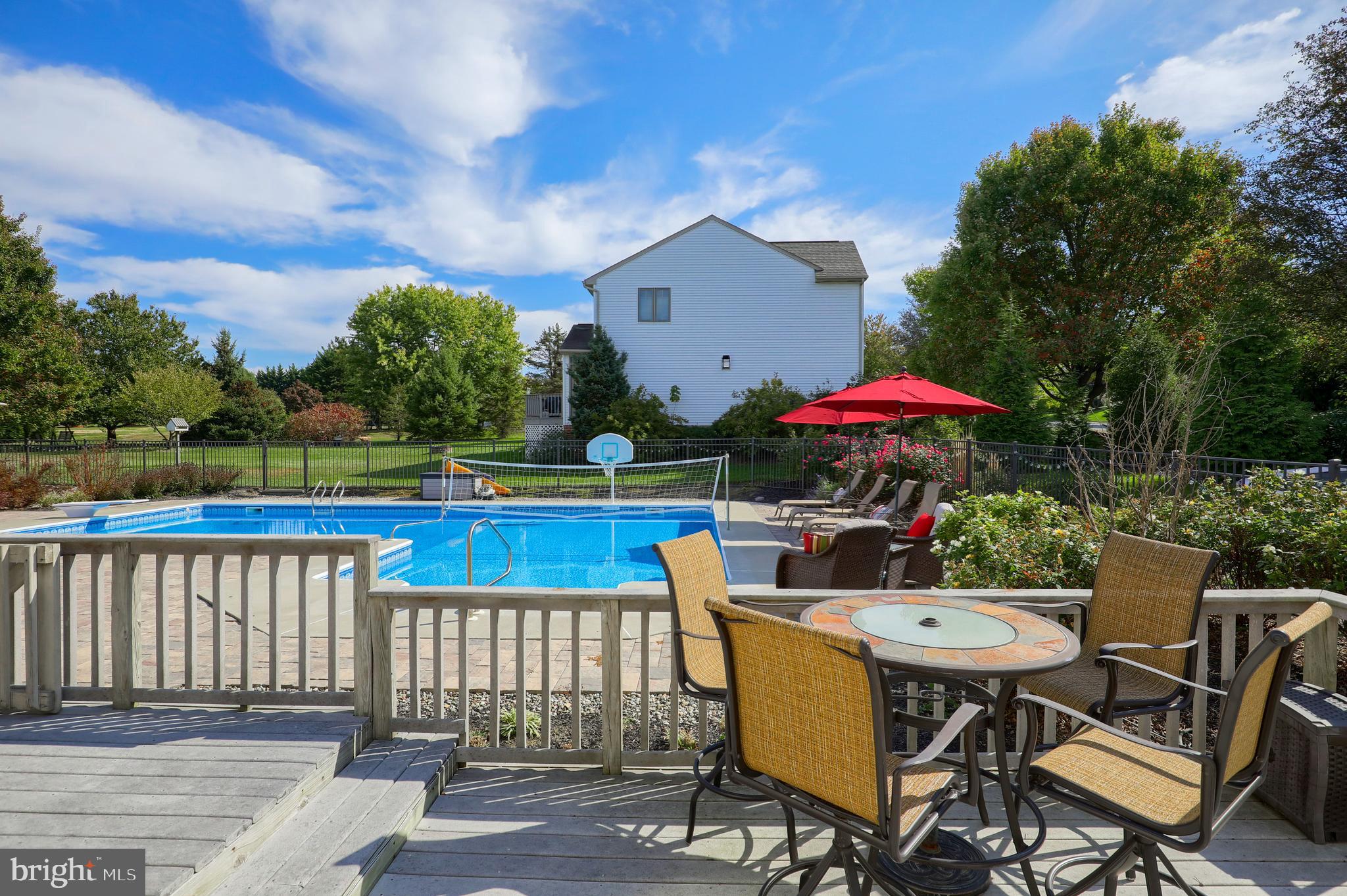 HAYWARD HEATH - Residential