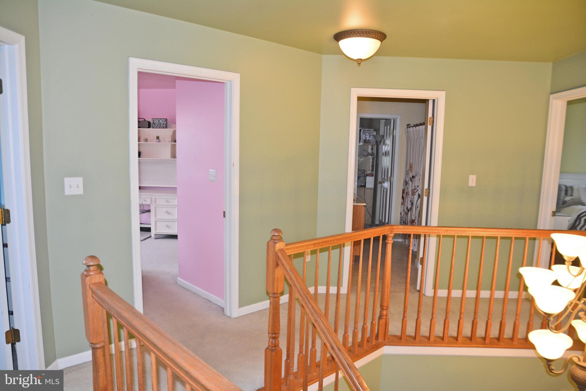 HAYWARD HEATH - Residential