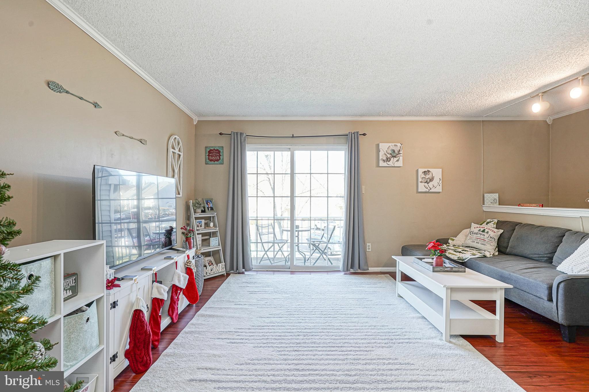 2402 SEDGEFIELD DRIVE B