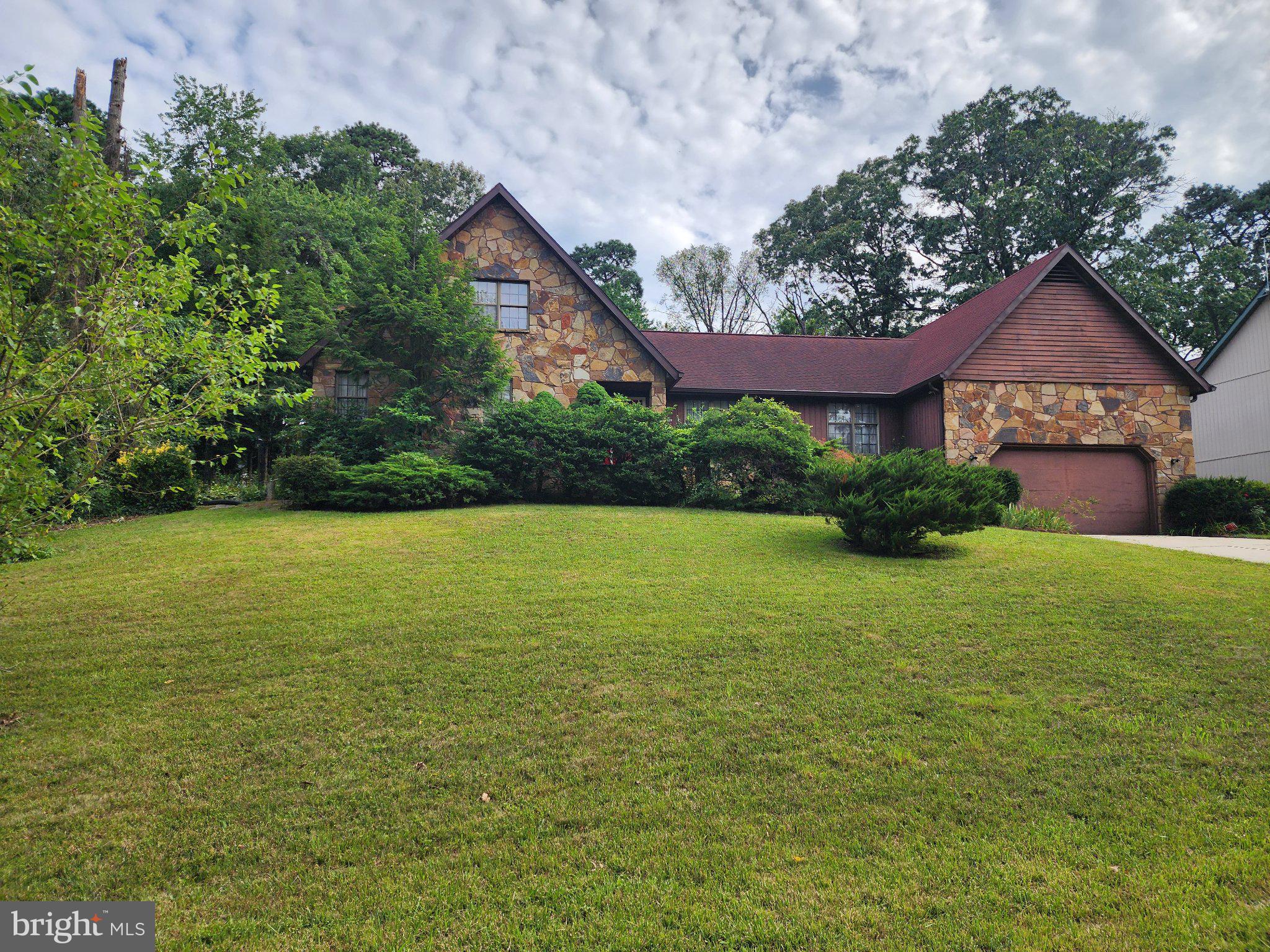 1377 TEABERRY LANE E