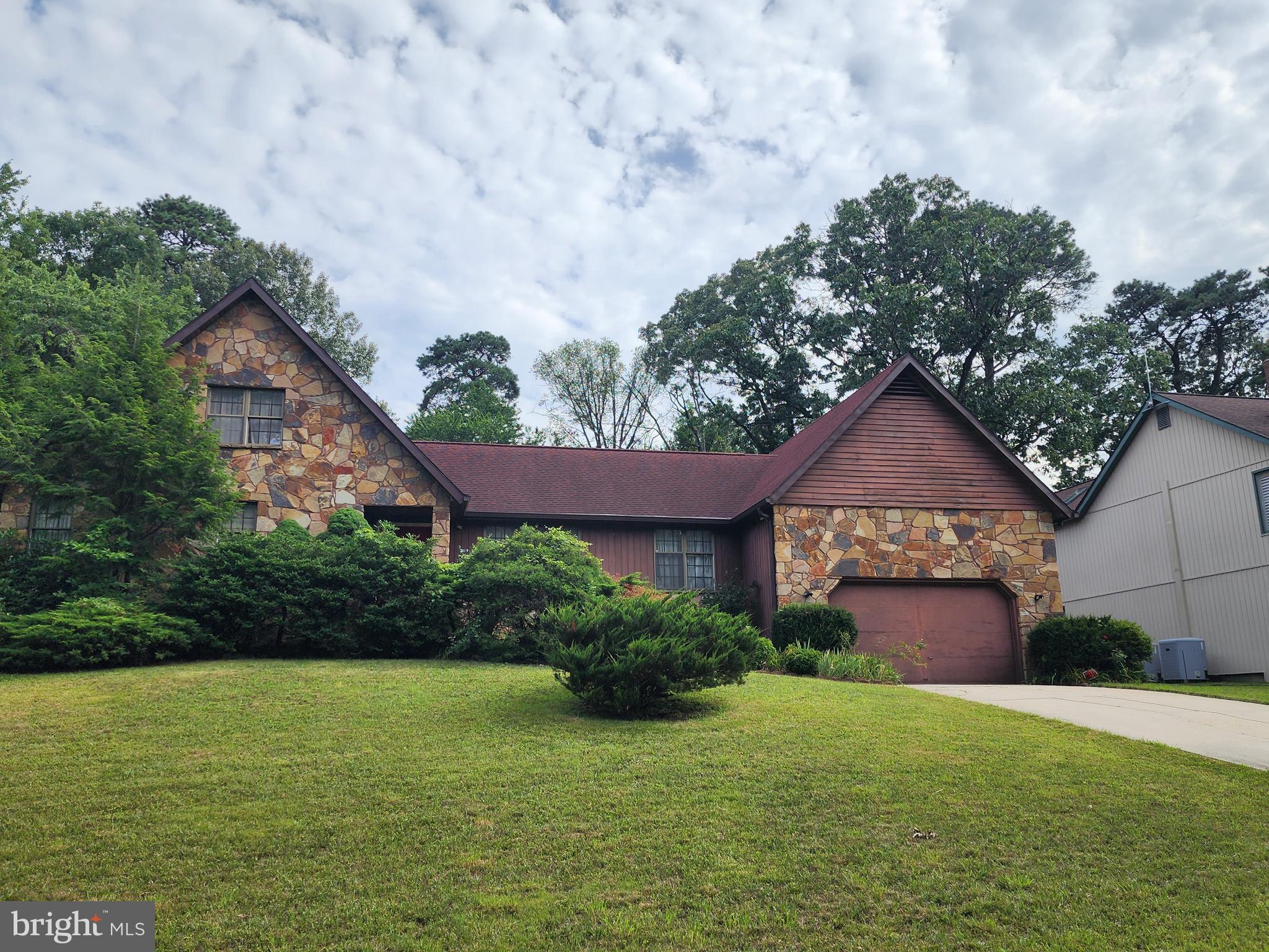 1377 TEABERRY LANE E