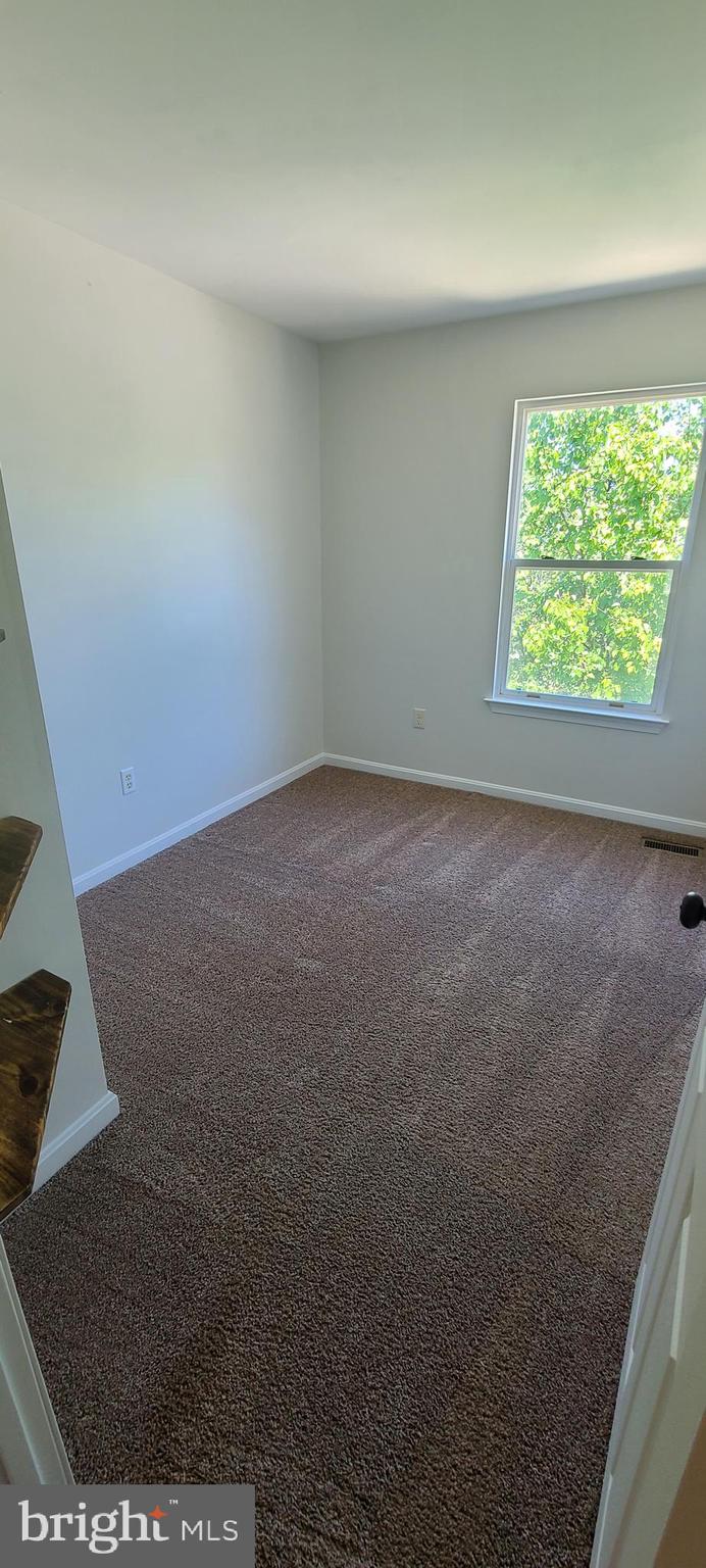 RIVERCHASE - Residential