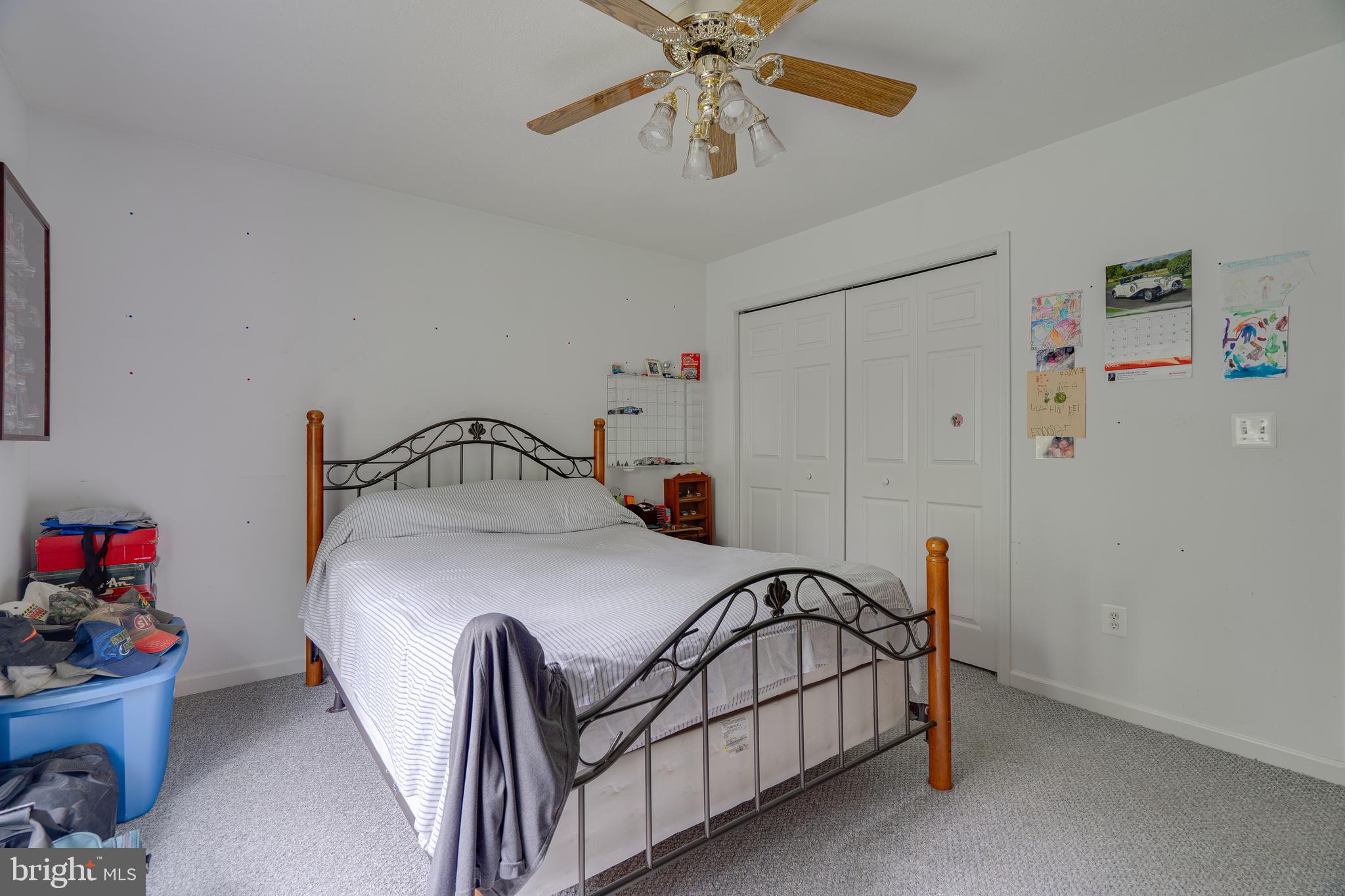 WIDE RIVER FARM - Residential