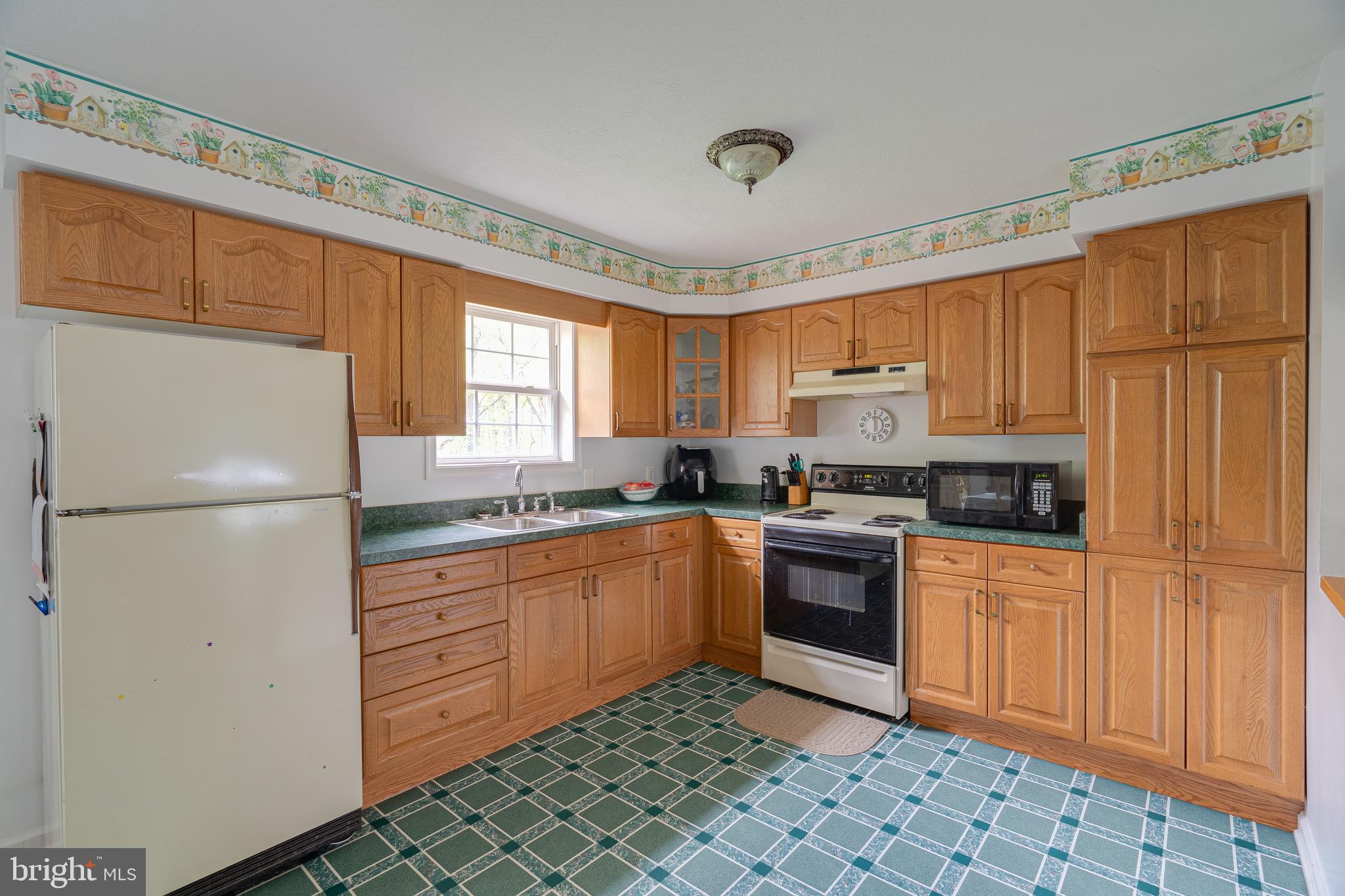 WIDE RIVER FARM - Residential