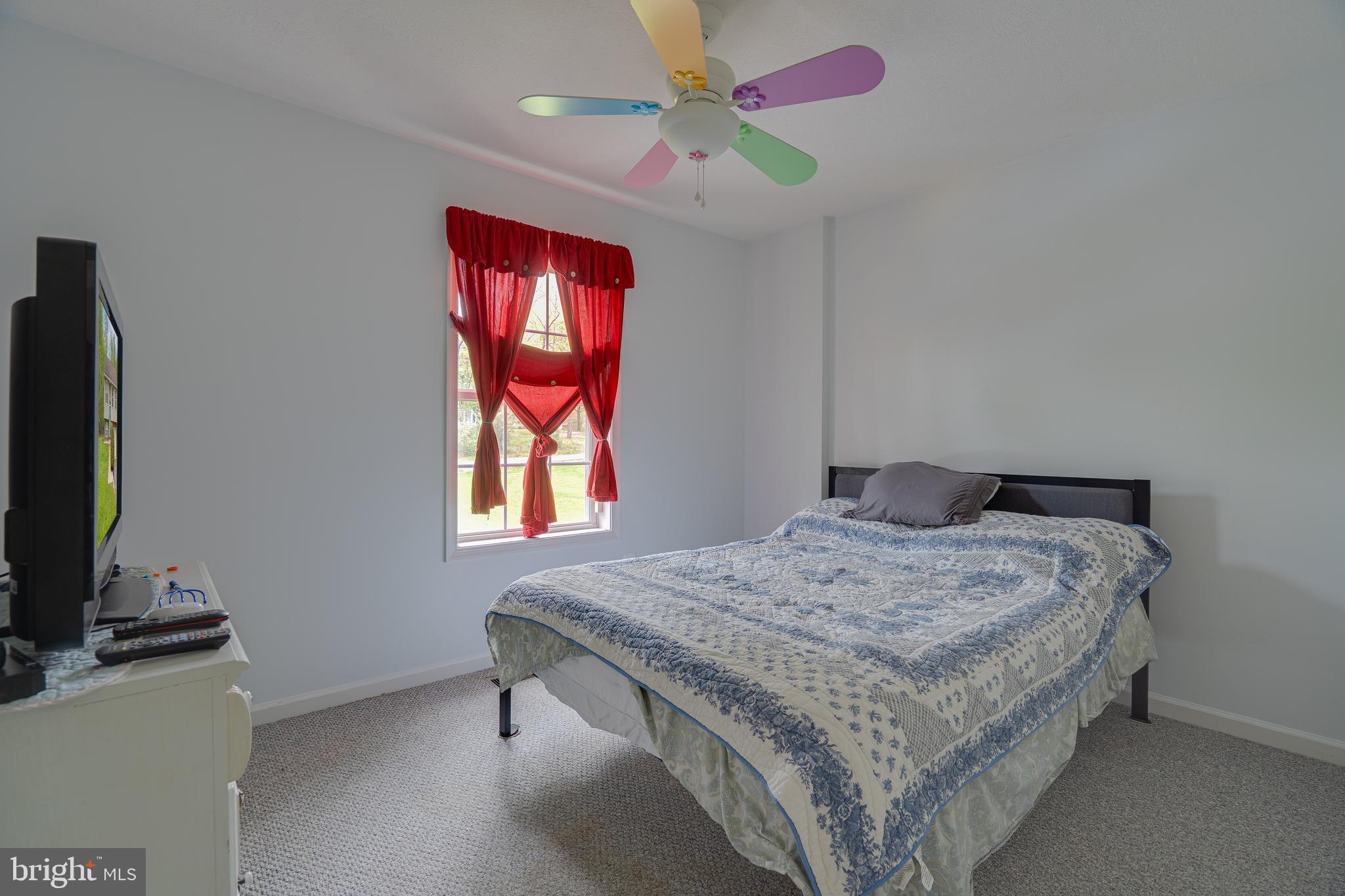 WIDE RIVER FARM - Residential