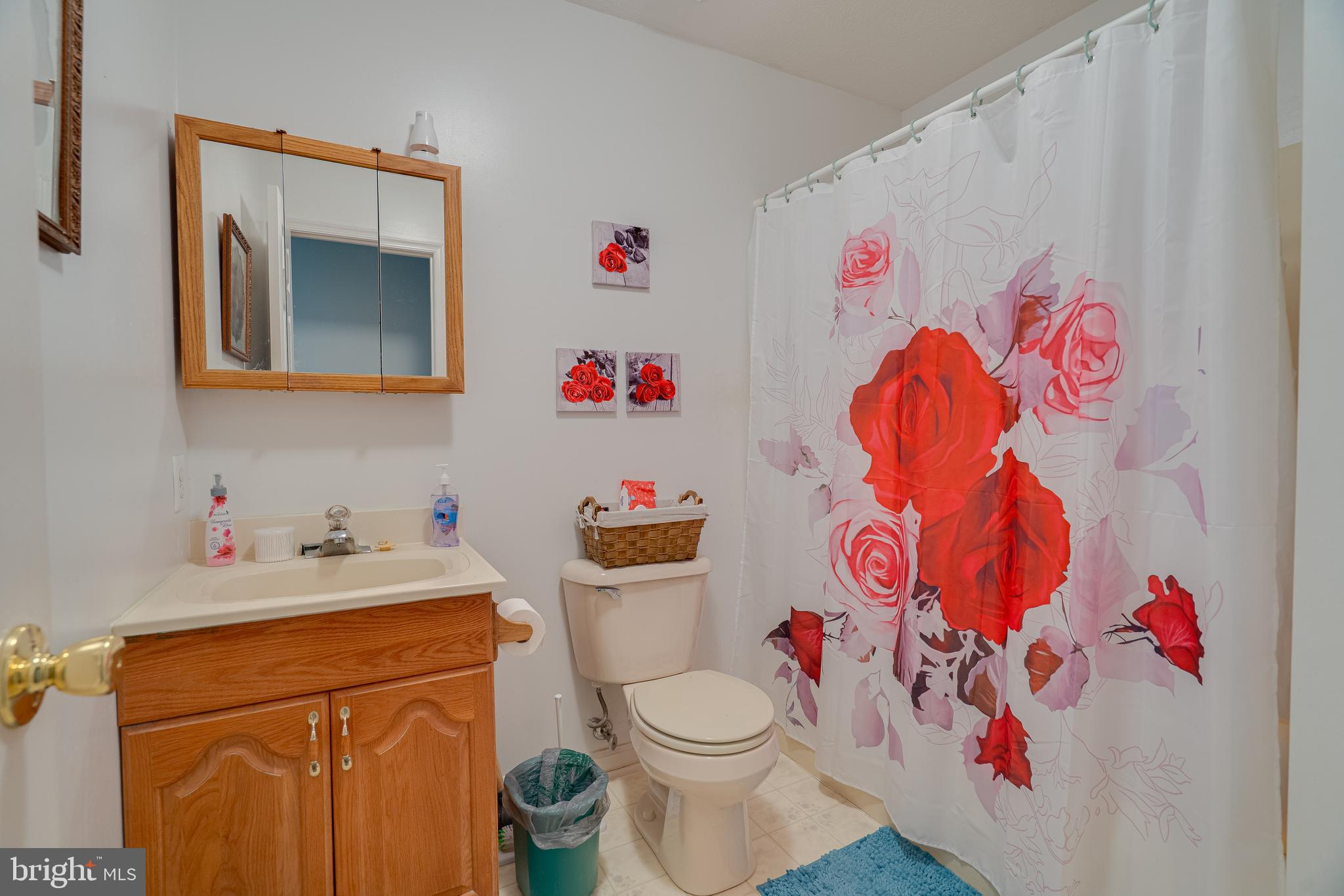 WIDE RIVER FARM - Residential