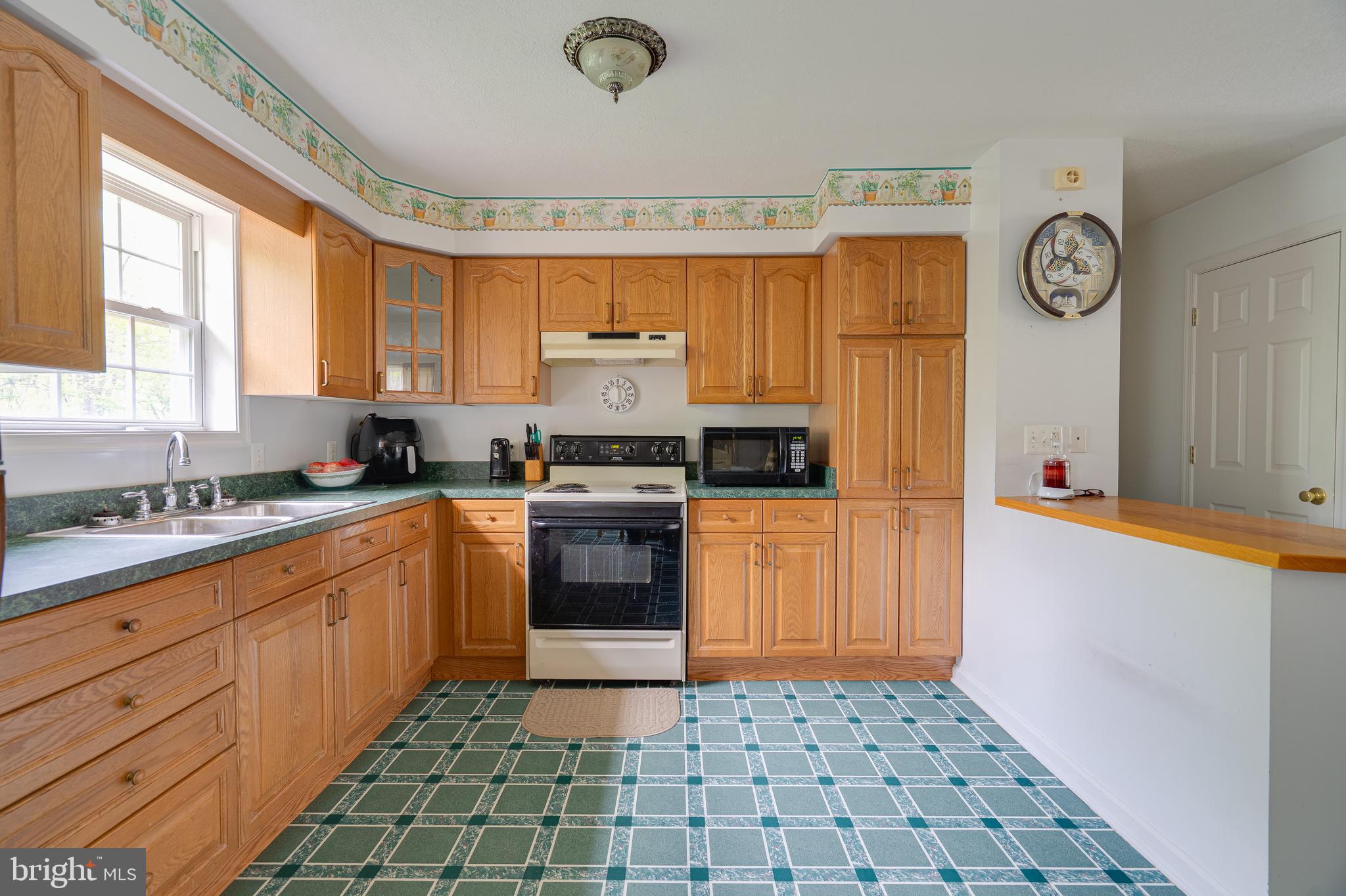 WIDE RIVER FARM - Residential