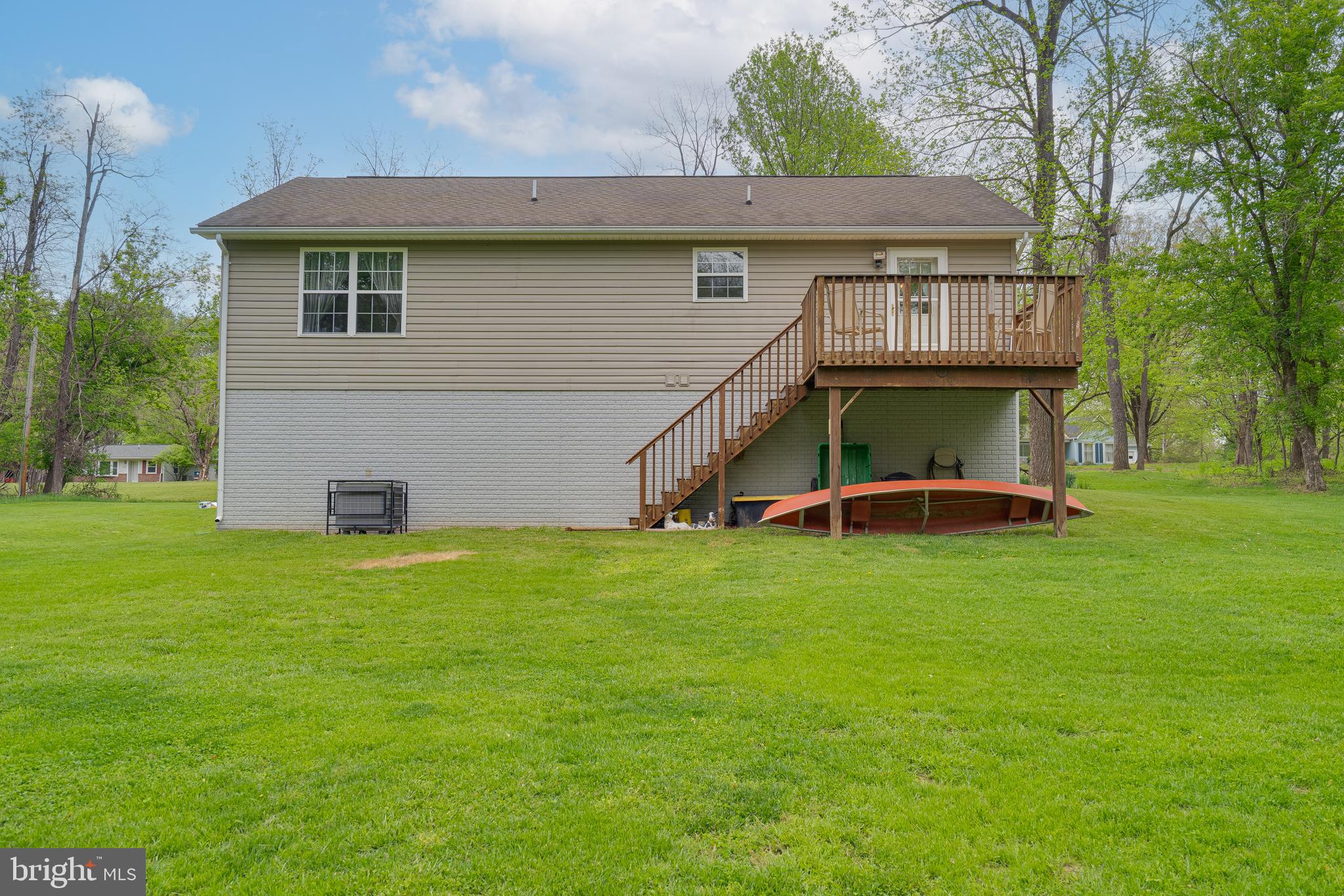 WIDE RIVER FARM - Residential