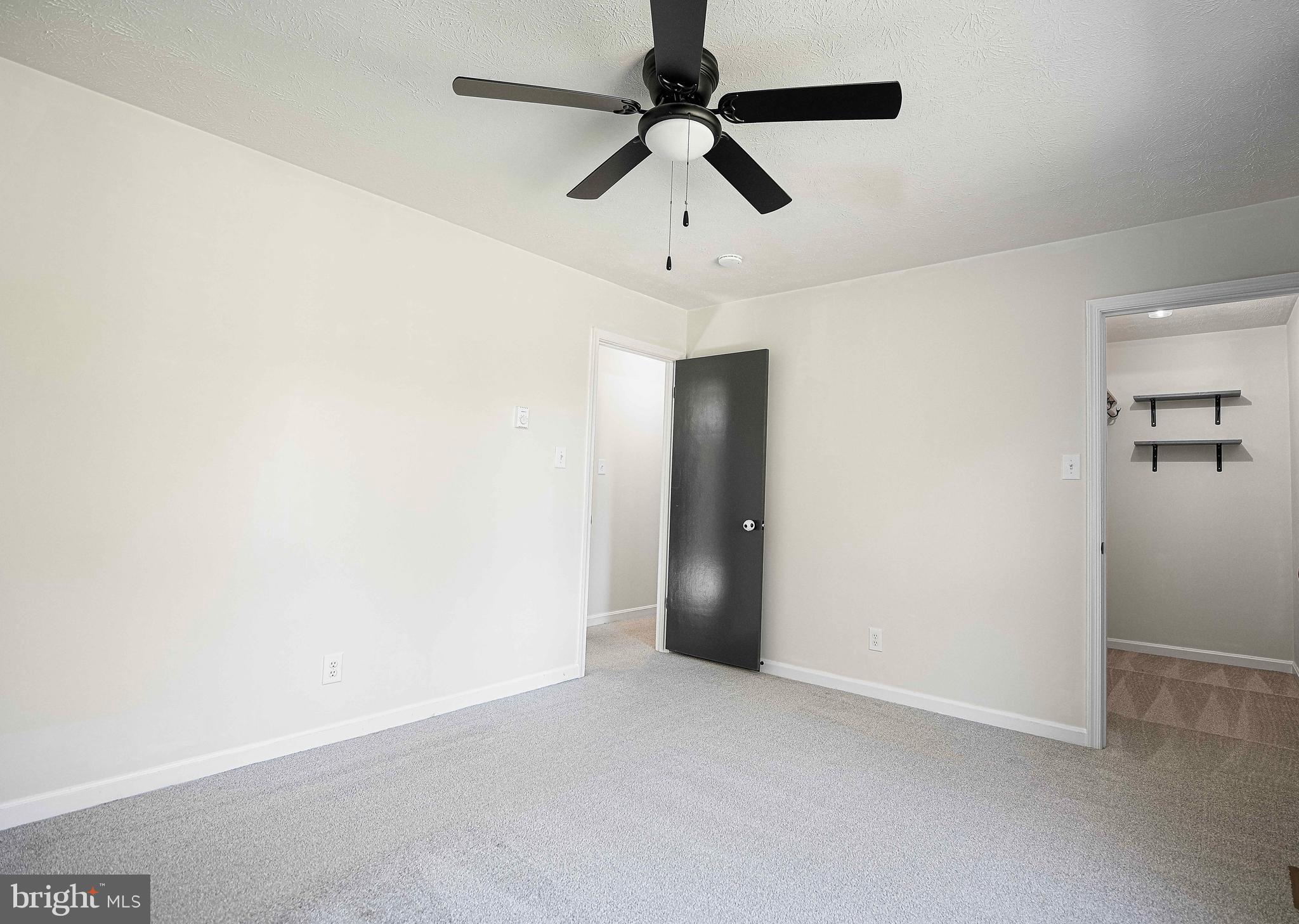 HONEYSUCKLE HOLLOW - Residential