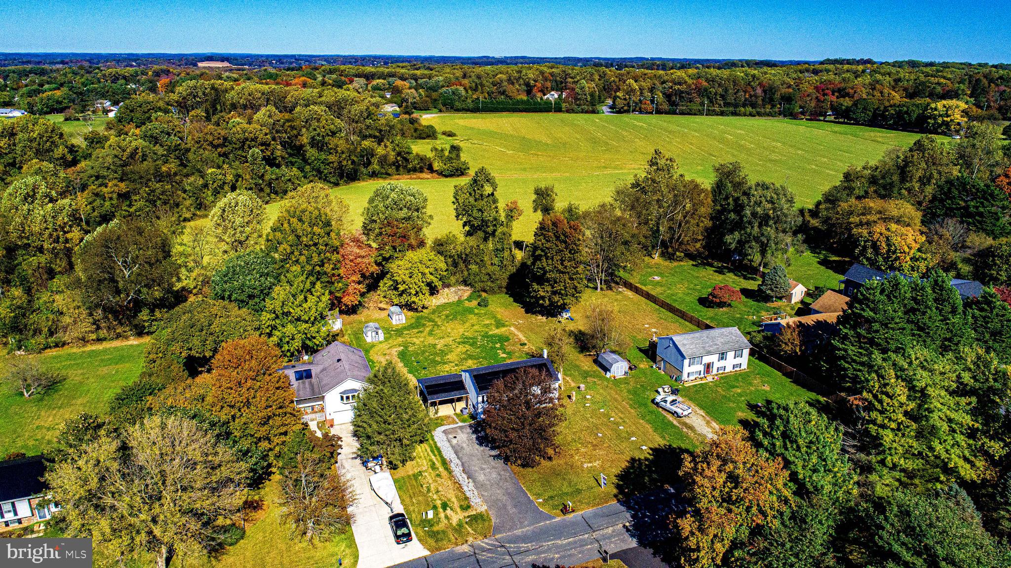 HONEYSUCKLE HOLLOW - Residential