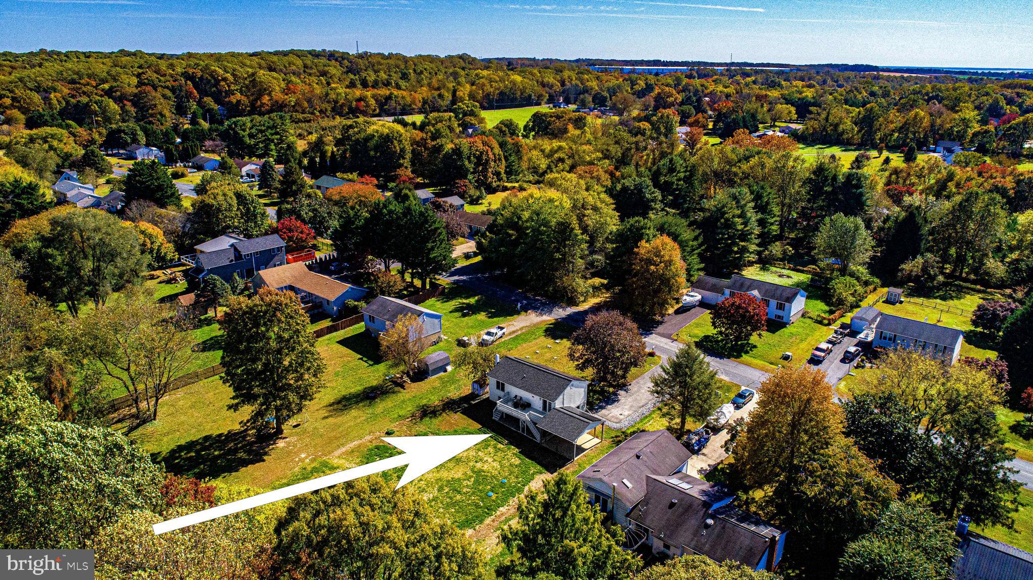 HONEYSUCKLE HOLLOW - Residential