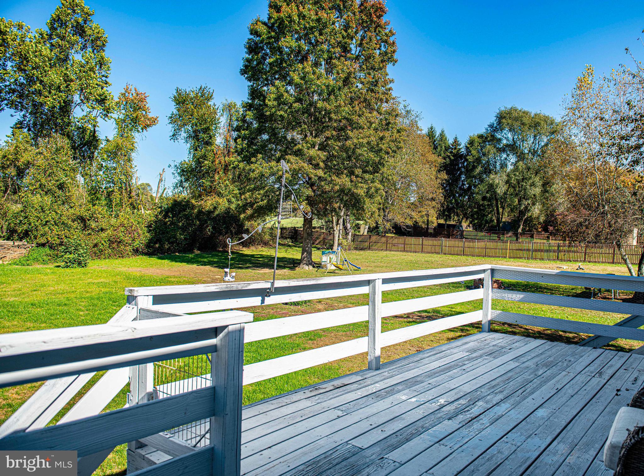 HONEYSUCKLE HOLLOW - Residential