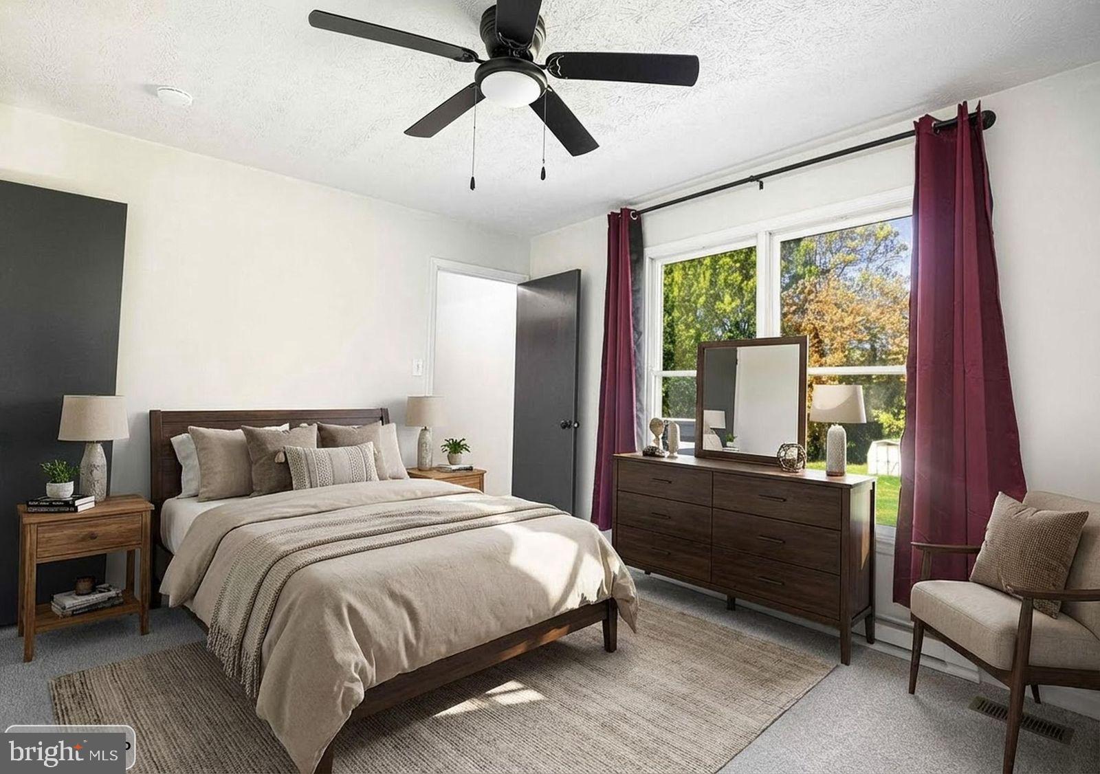 HONEYSUCKLE HOLLOW - Residential