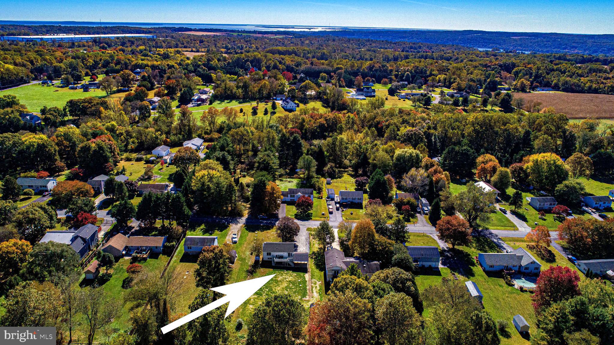 HONEYSUCKLE HOLLOW - Residential