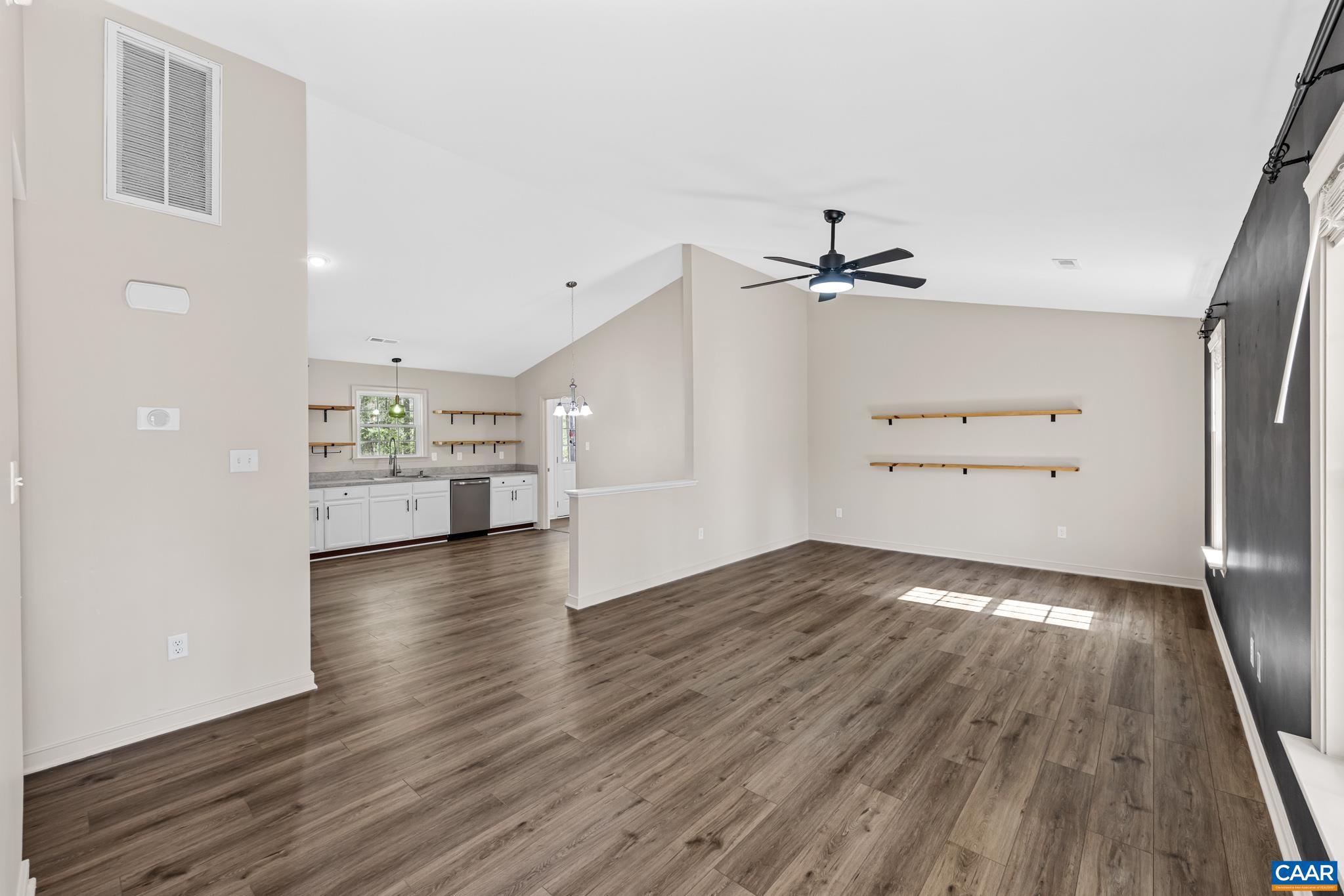 WINDING RIDGE - Residential