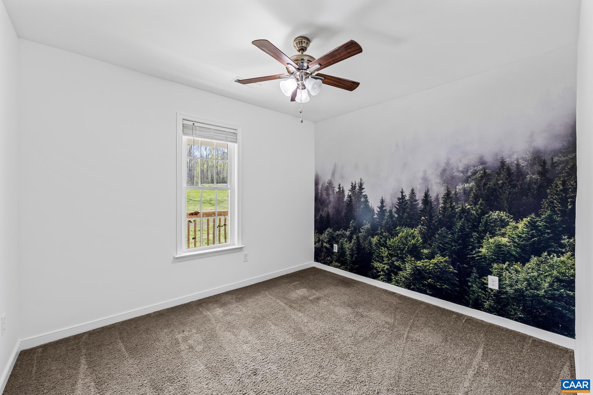 WINDING RIDGE - Residential