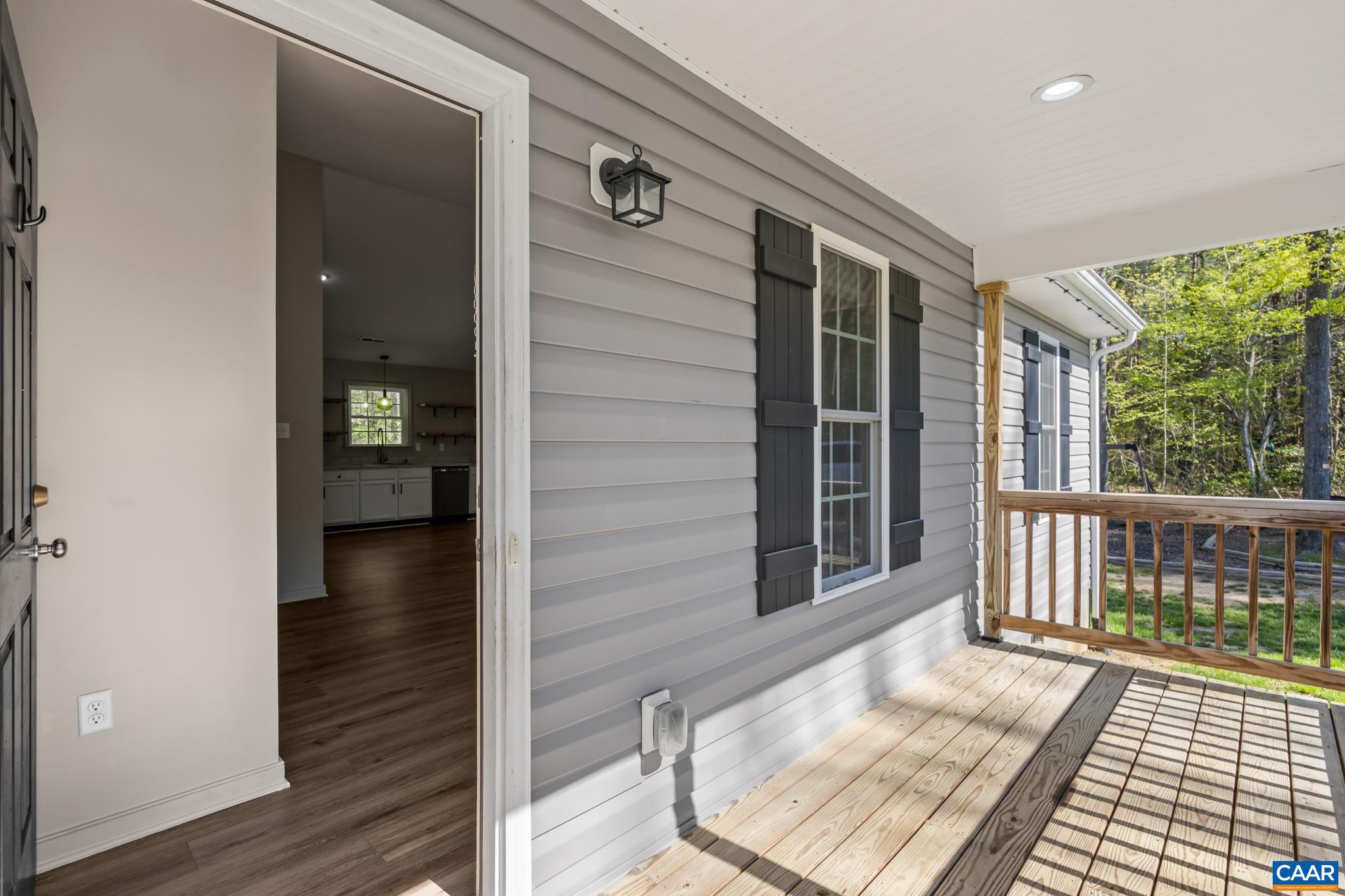 WINDING RIDGE - Residential