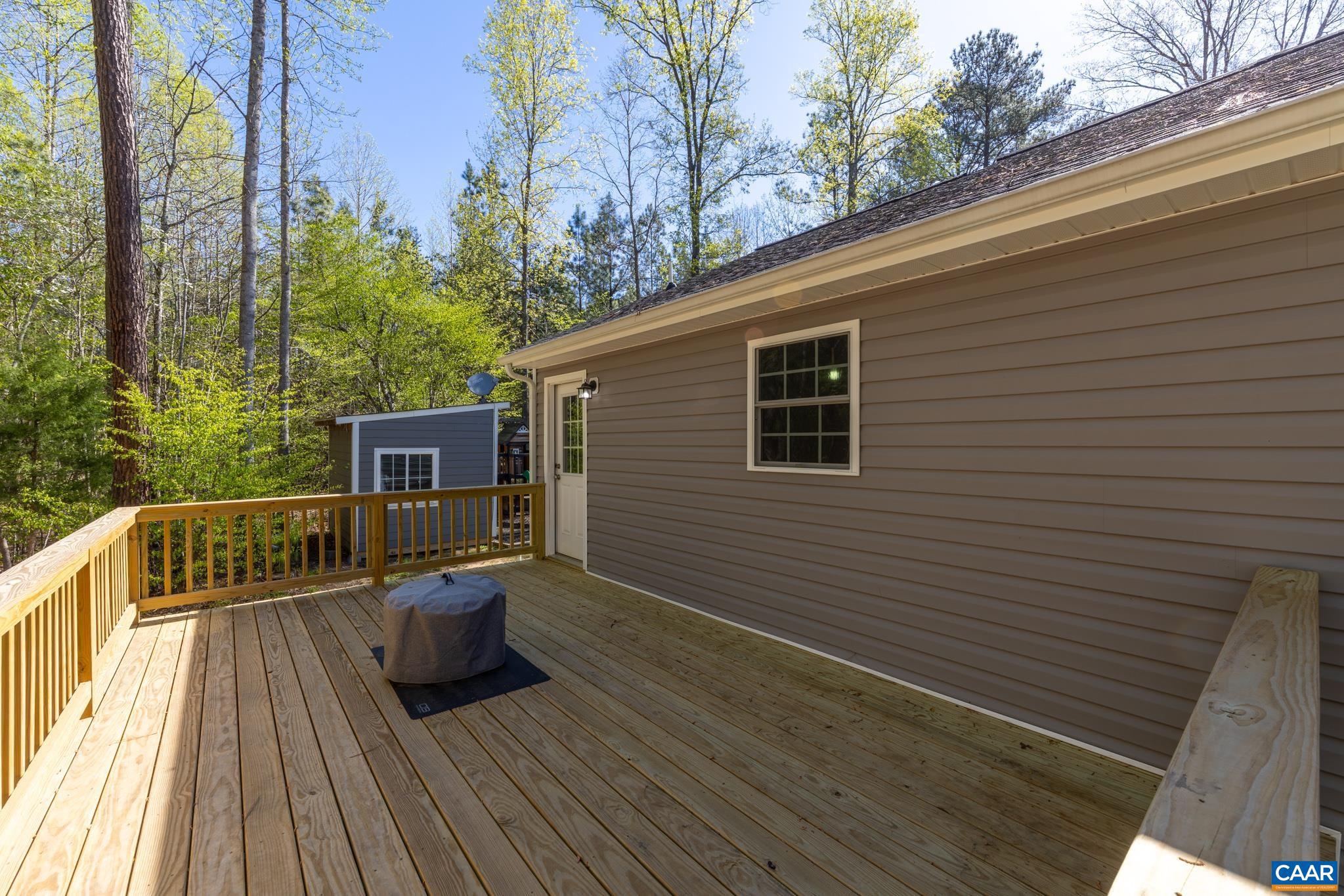 WINDING RIDGE - Residential