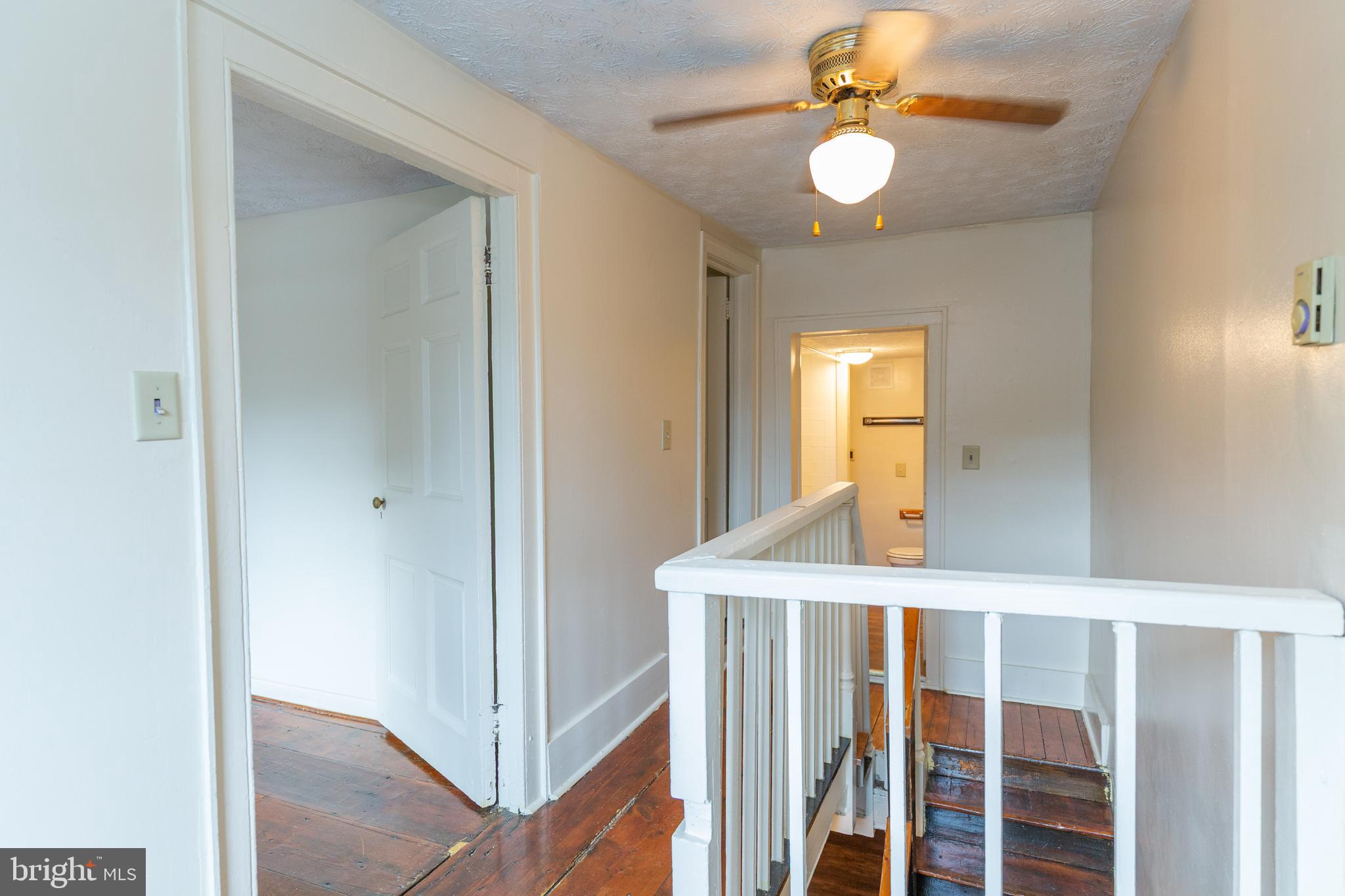 DOWNTOWN CHARLES TOWN - Residential Lease