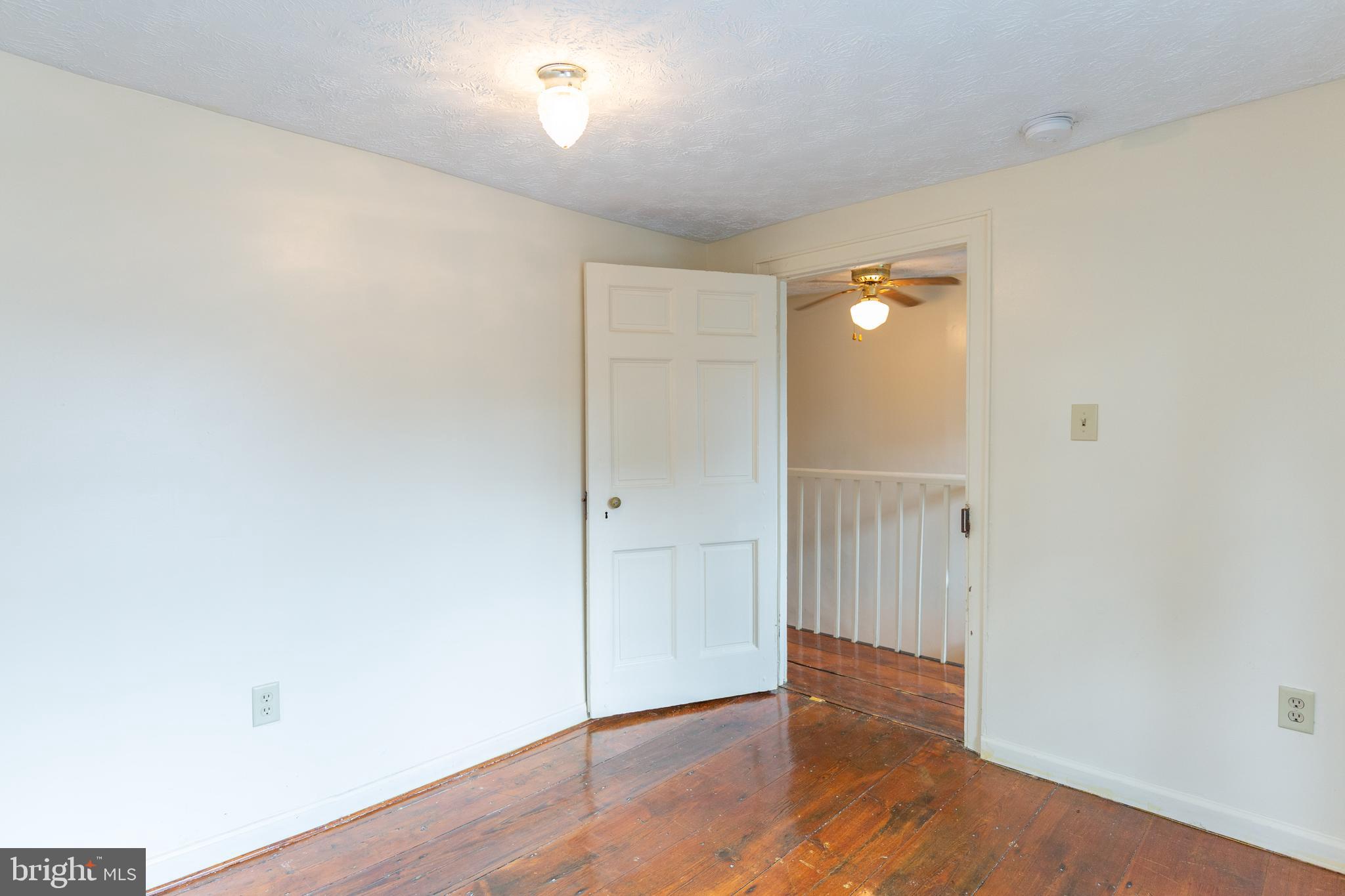 DOWNTOWN CHARLES TOWN - Residential Lease