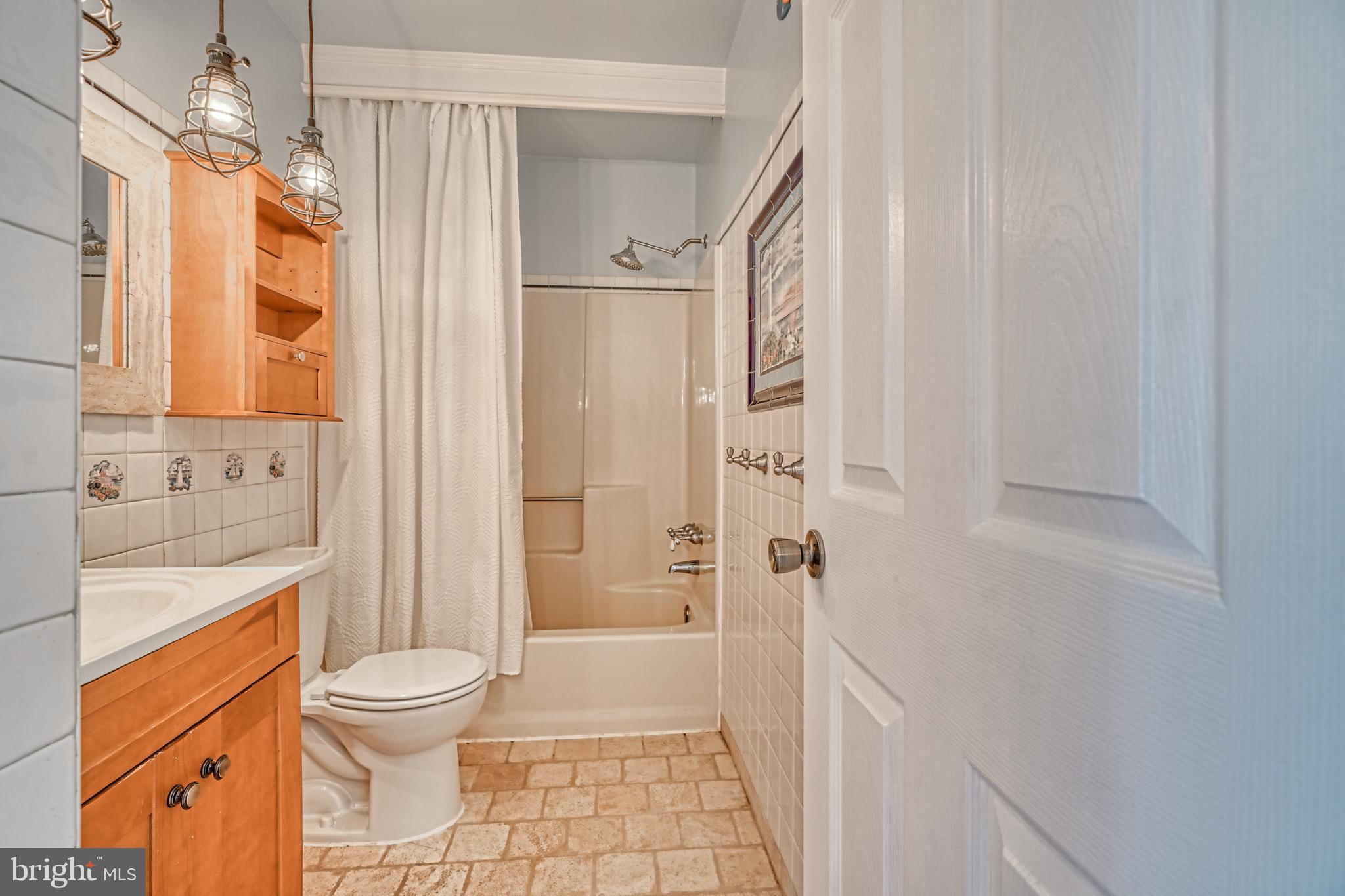 NORTH WINDS - Residential