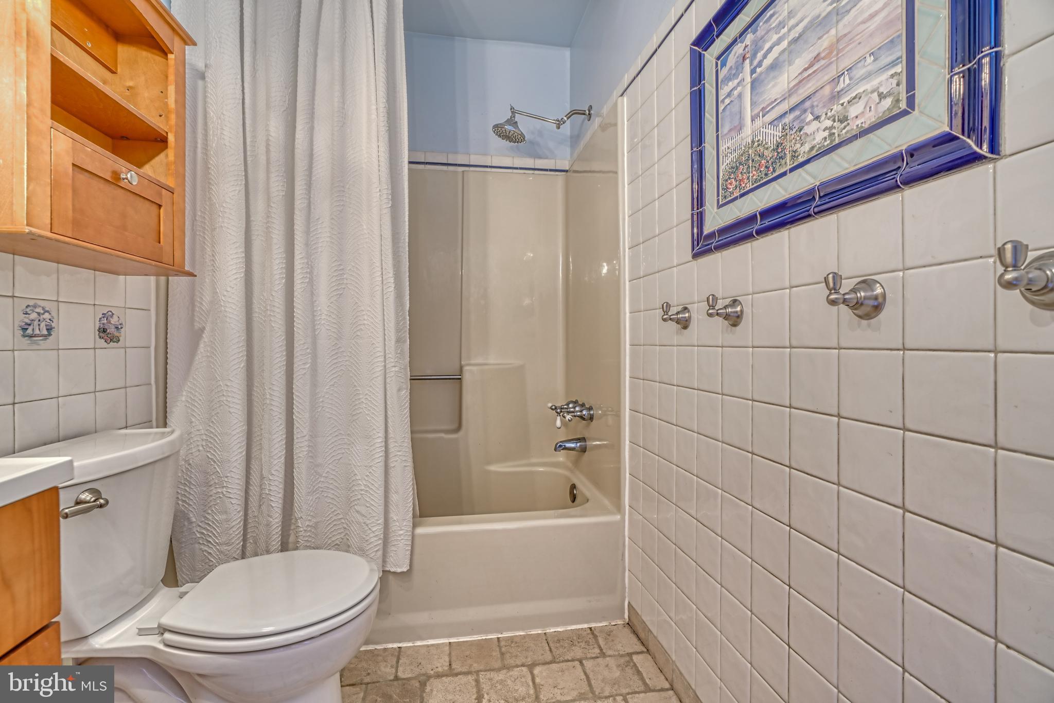 NORTH WINDS - Residential