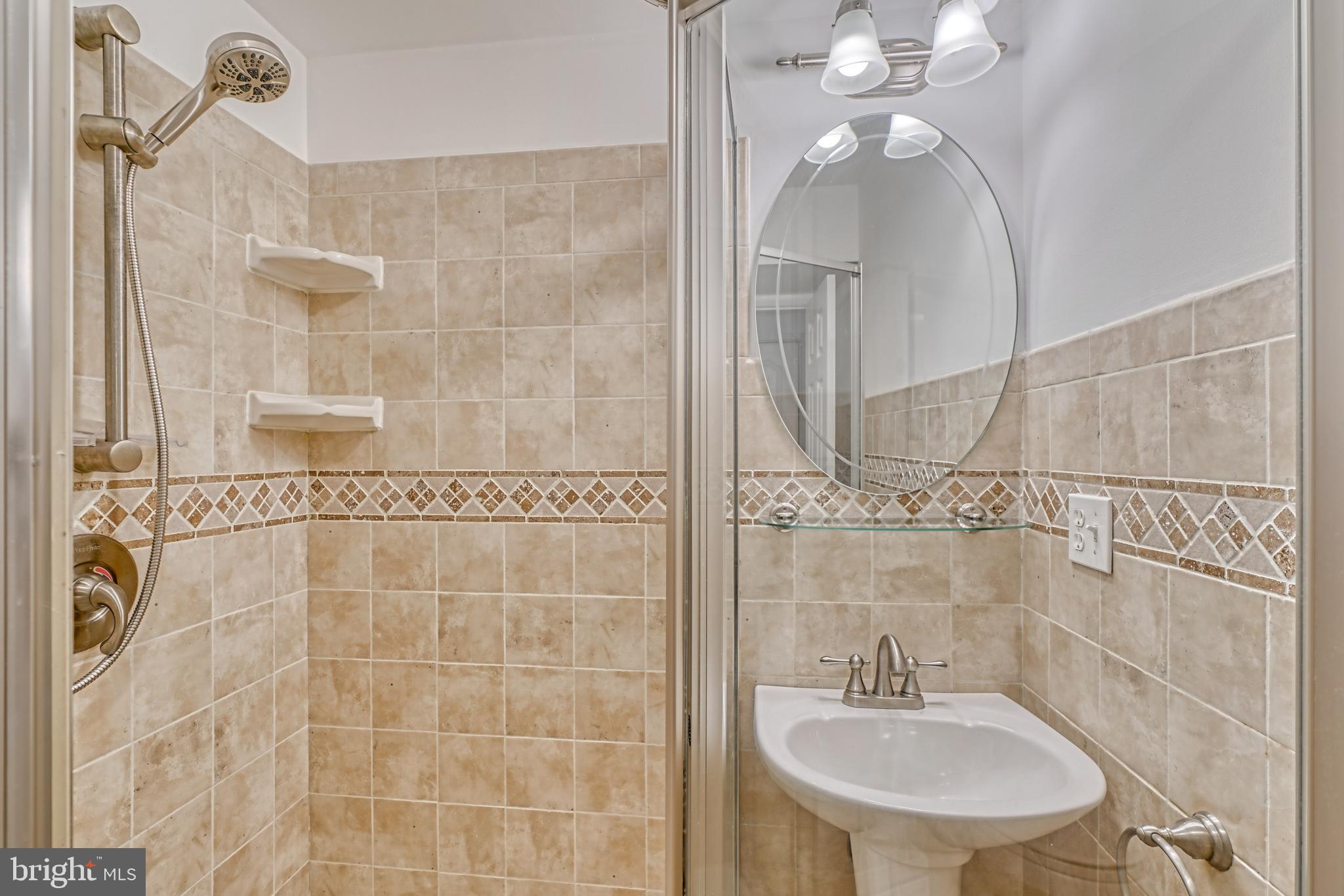 NORTH WINDS - Residential