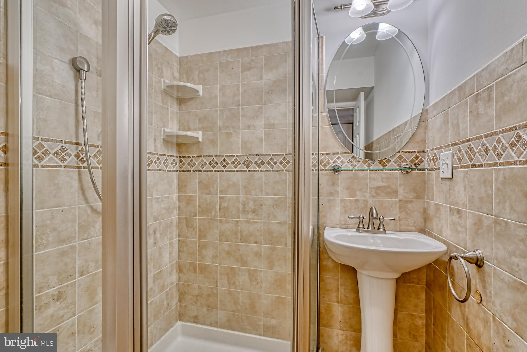 NORTH WINDS - Residential