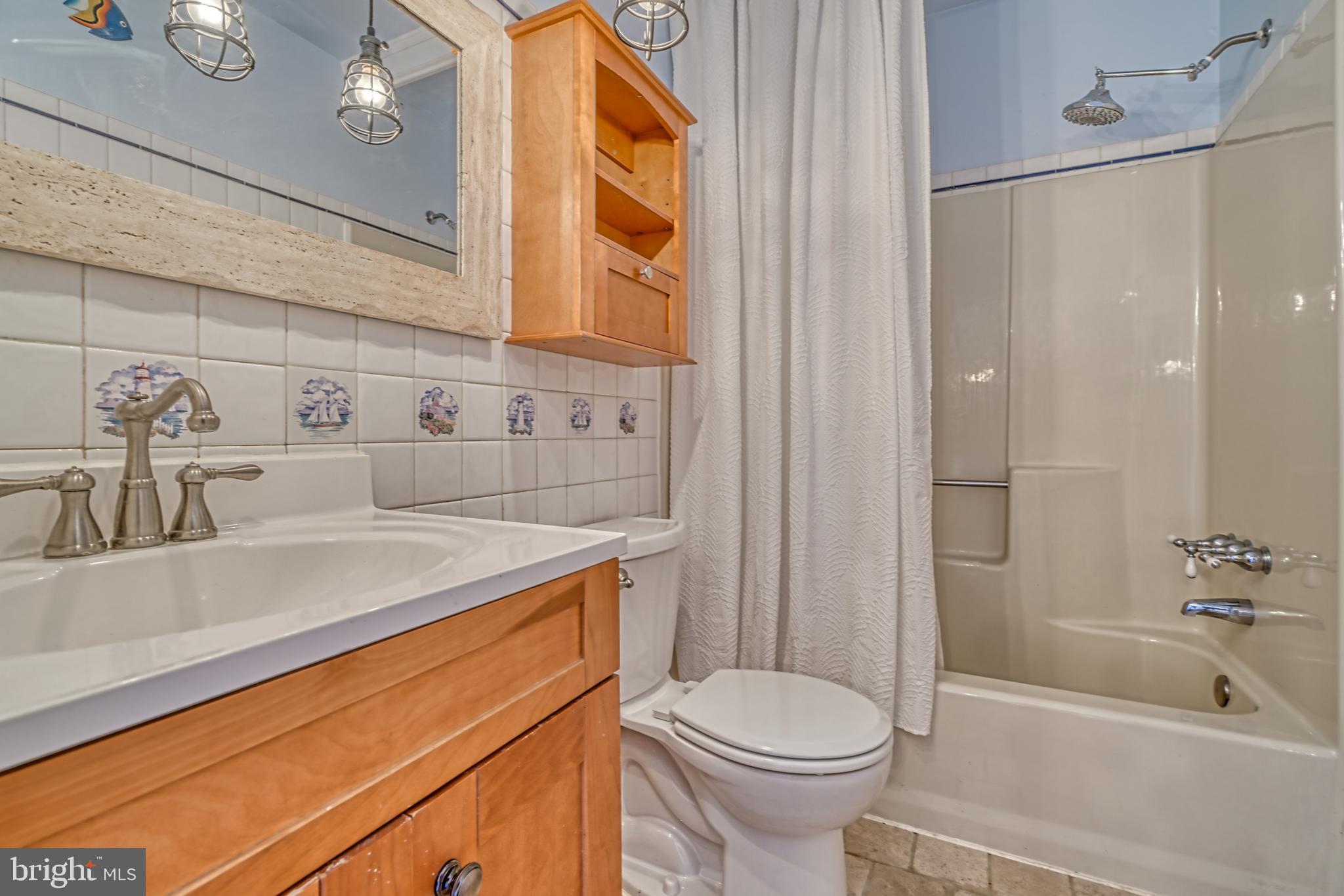 NORTH WINDS - Residential