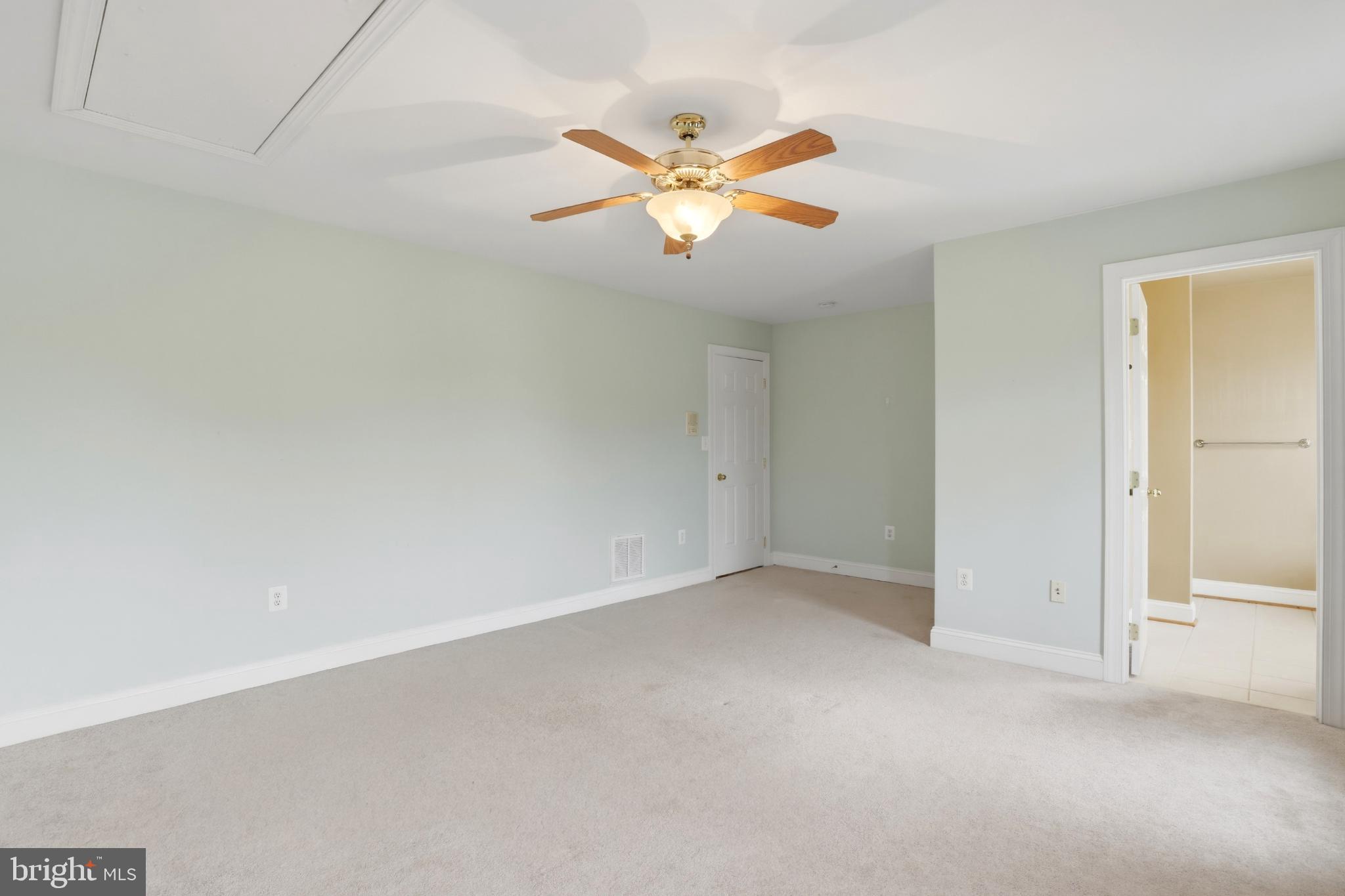 HERMITAGE - Residential