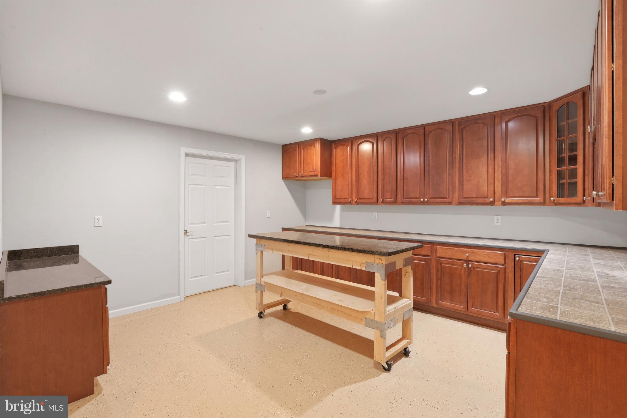 HERMITAGE - Residential