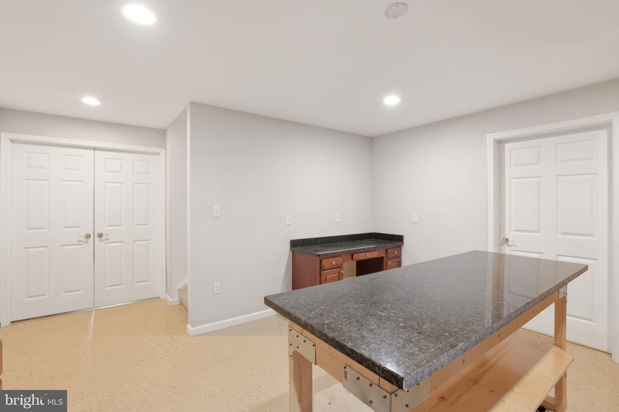 HERMITAGE - Residential